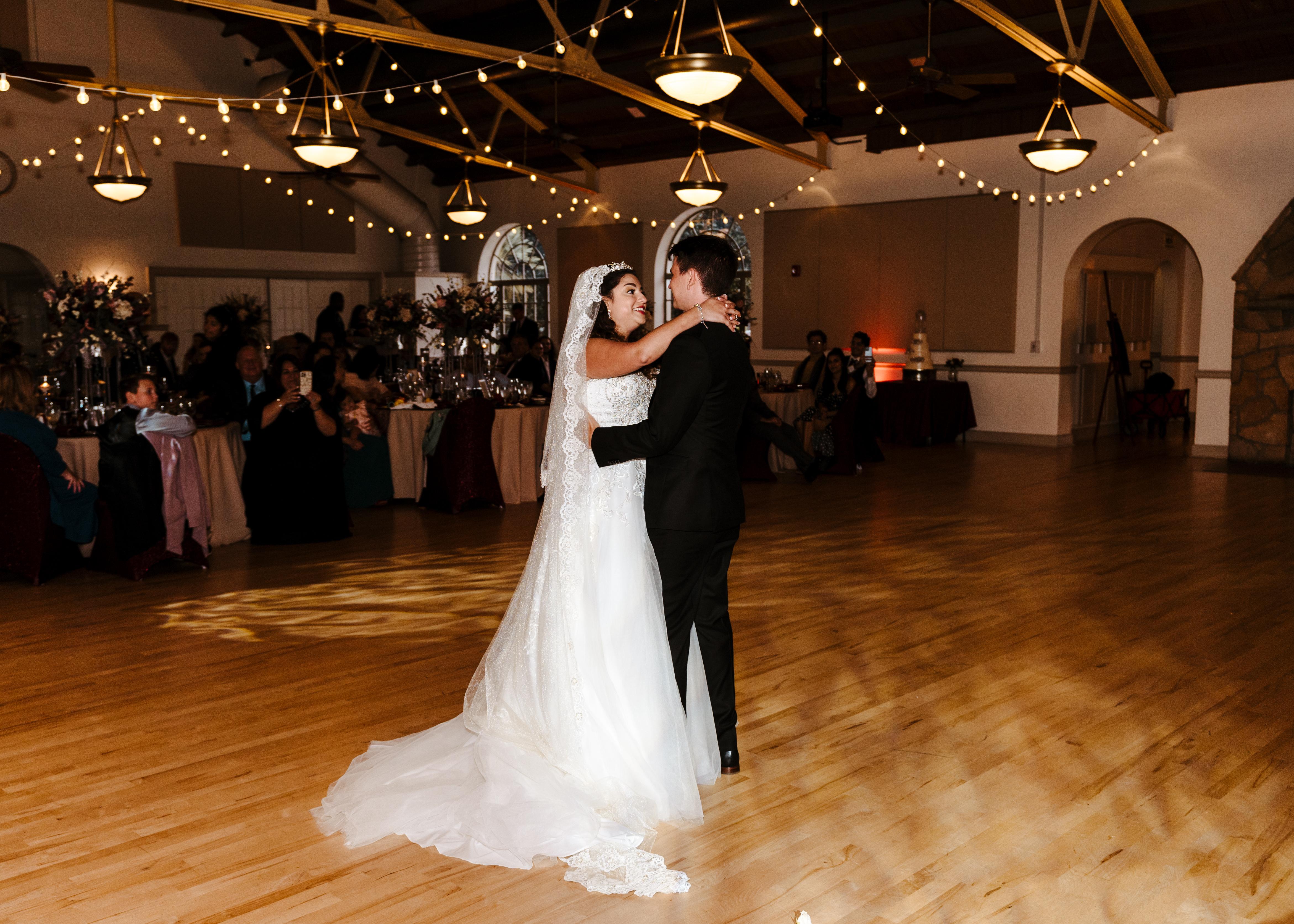 A Classic Winter Wedding at 17