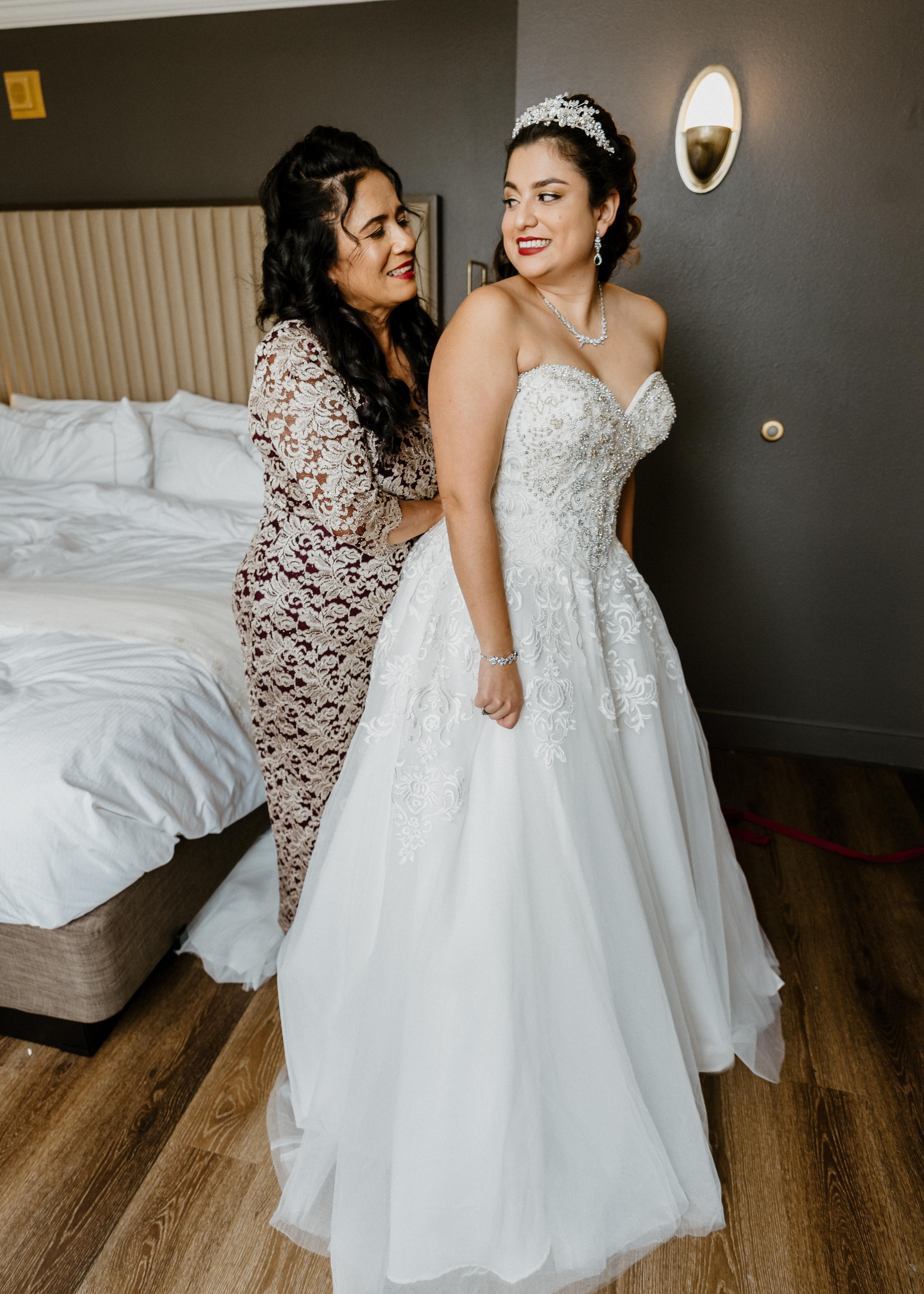 A Classic Winter Wedding at 21
