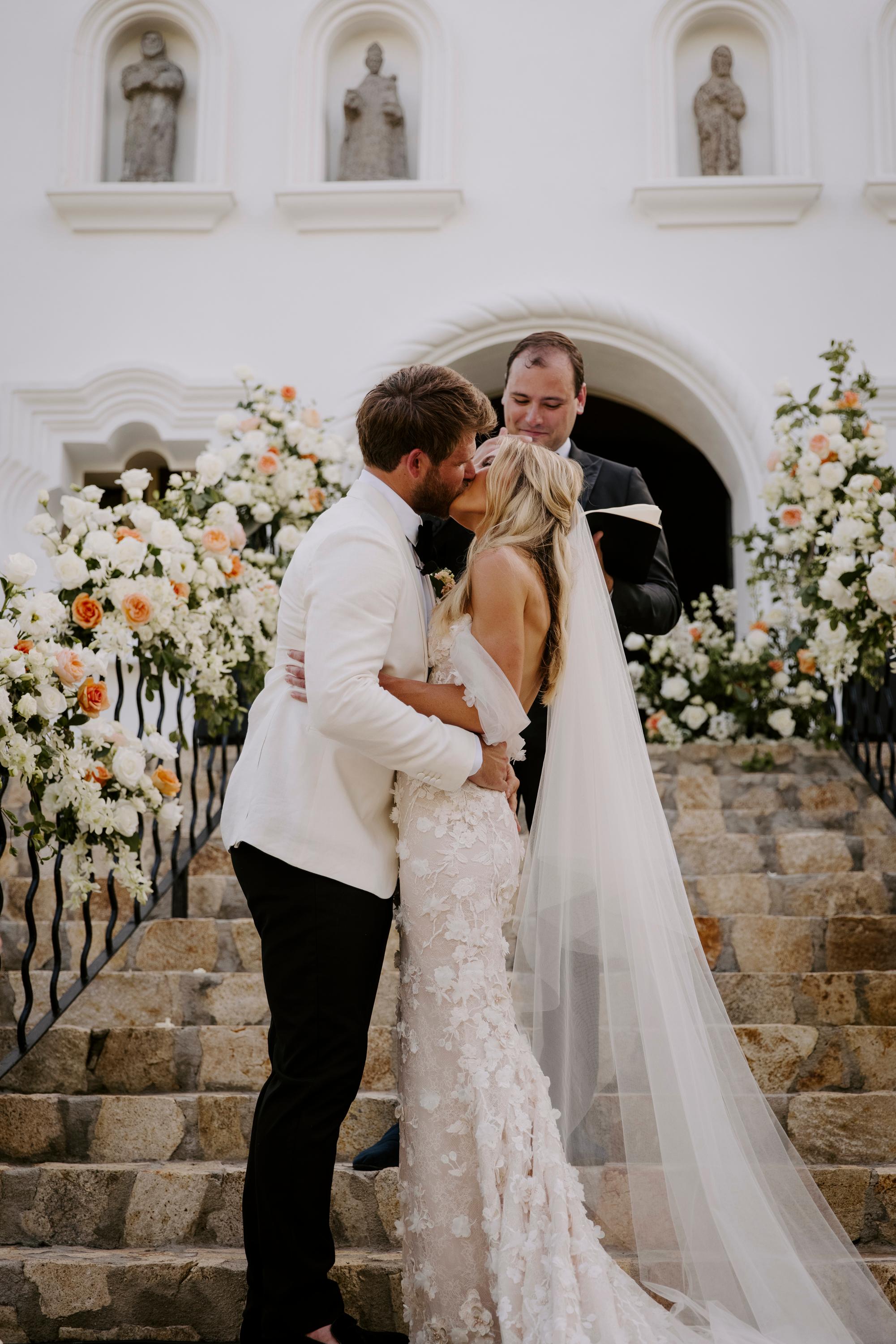 A Romantic Destination Wedding at One&Only Palmilla 8