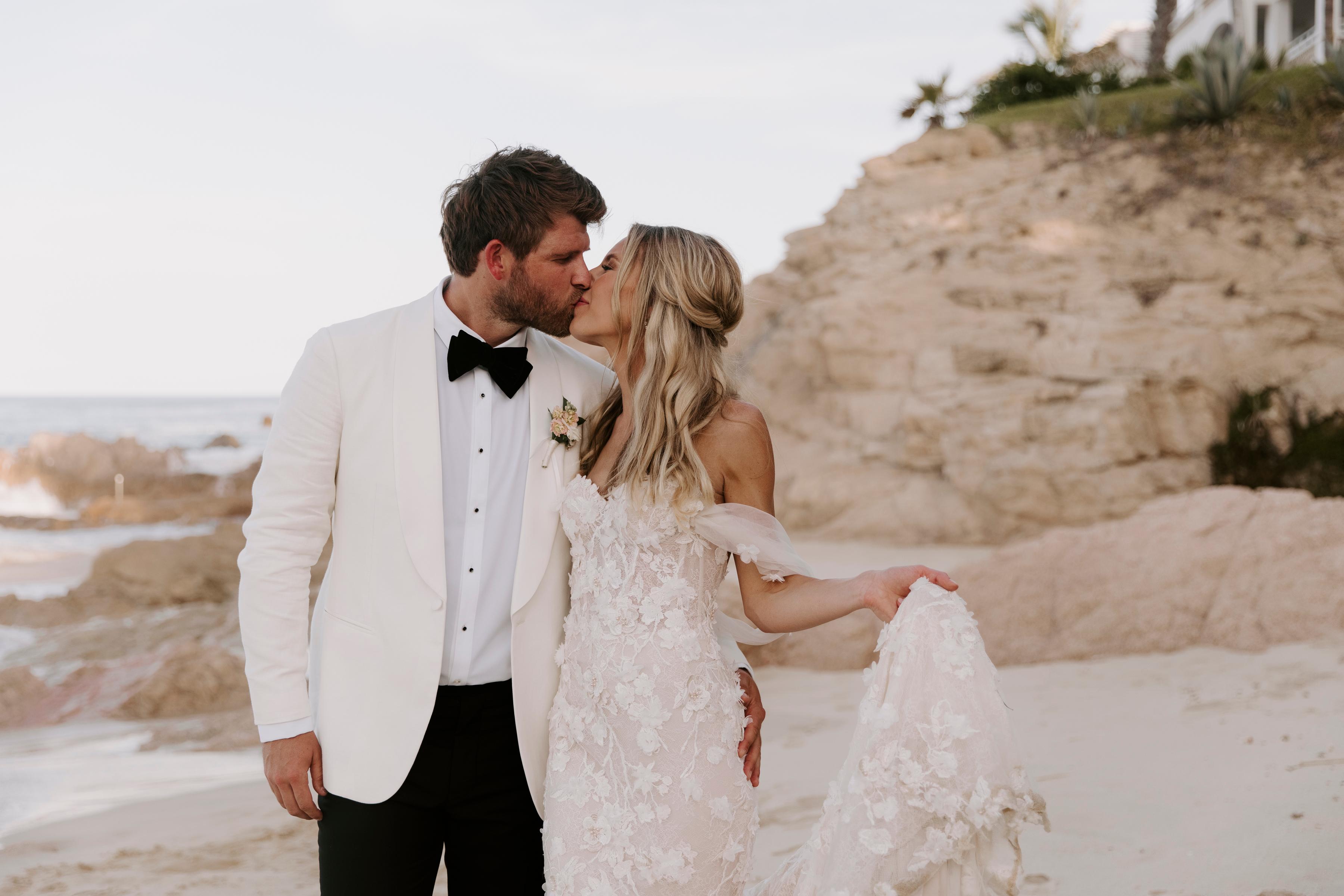 A Romantic Destination Wedding at One&Only Palmilla 11
