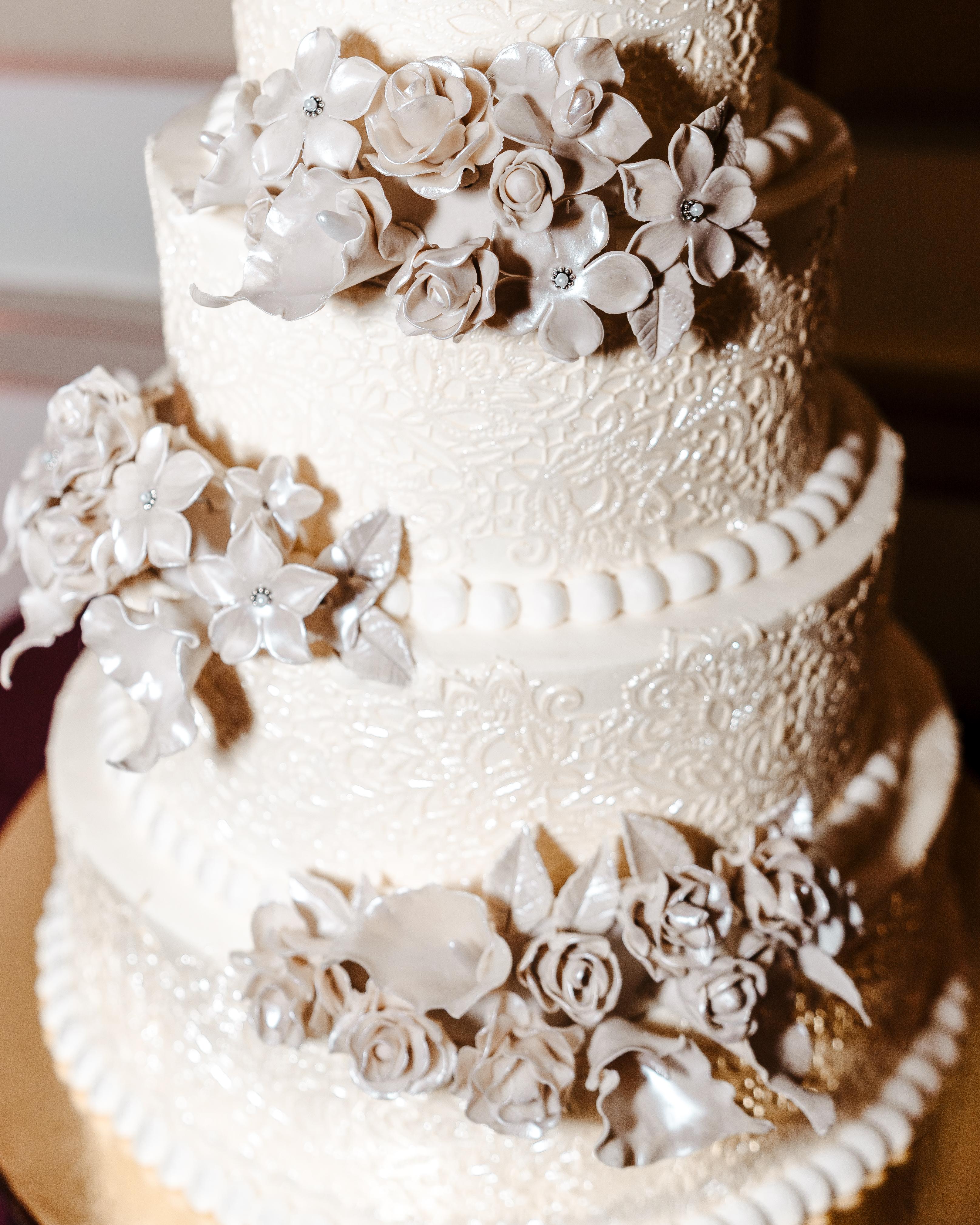 A Classic Winter Wedding at 9