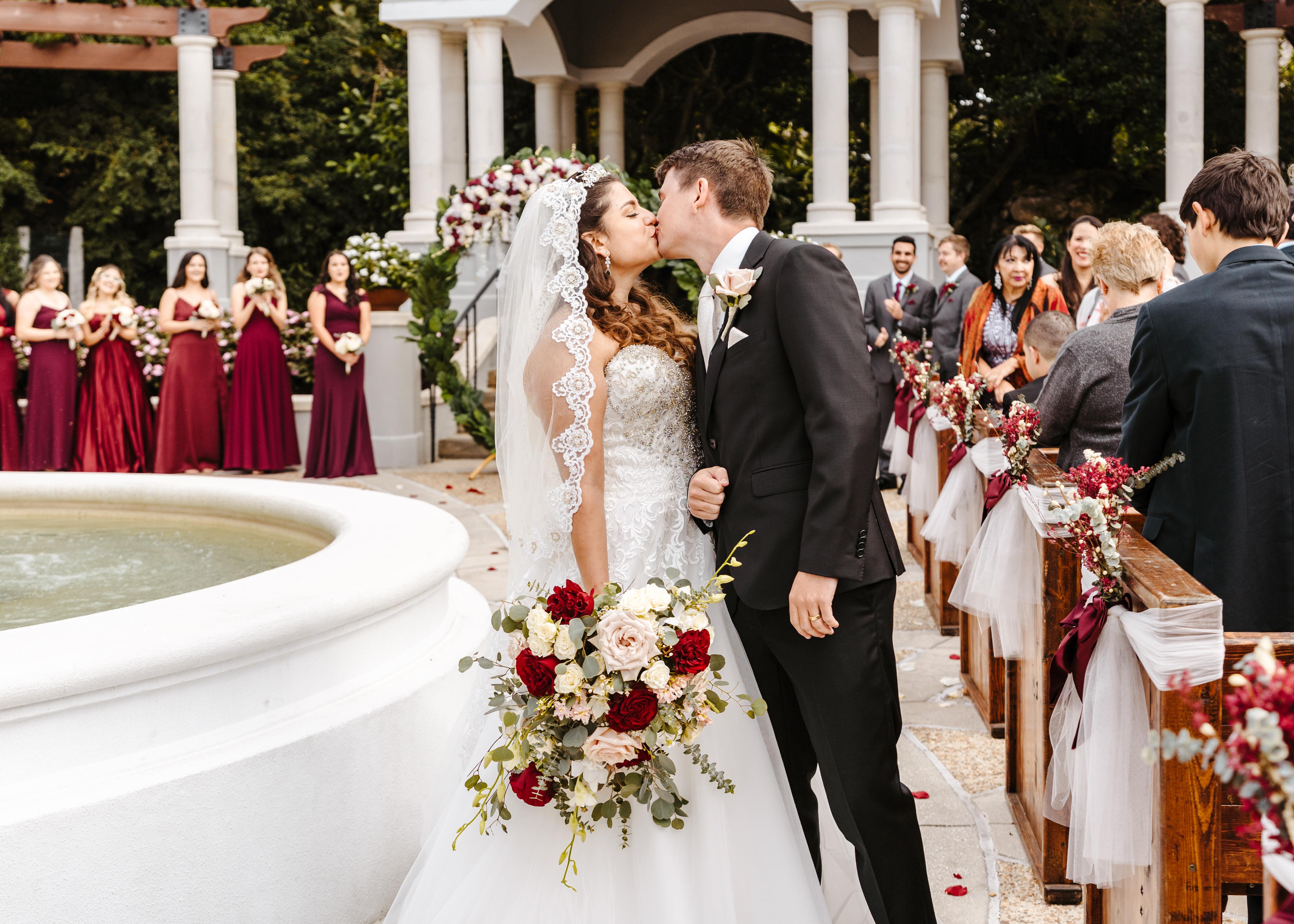 A Classic Winter Wedding at 7