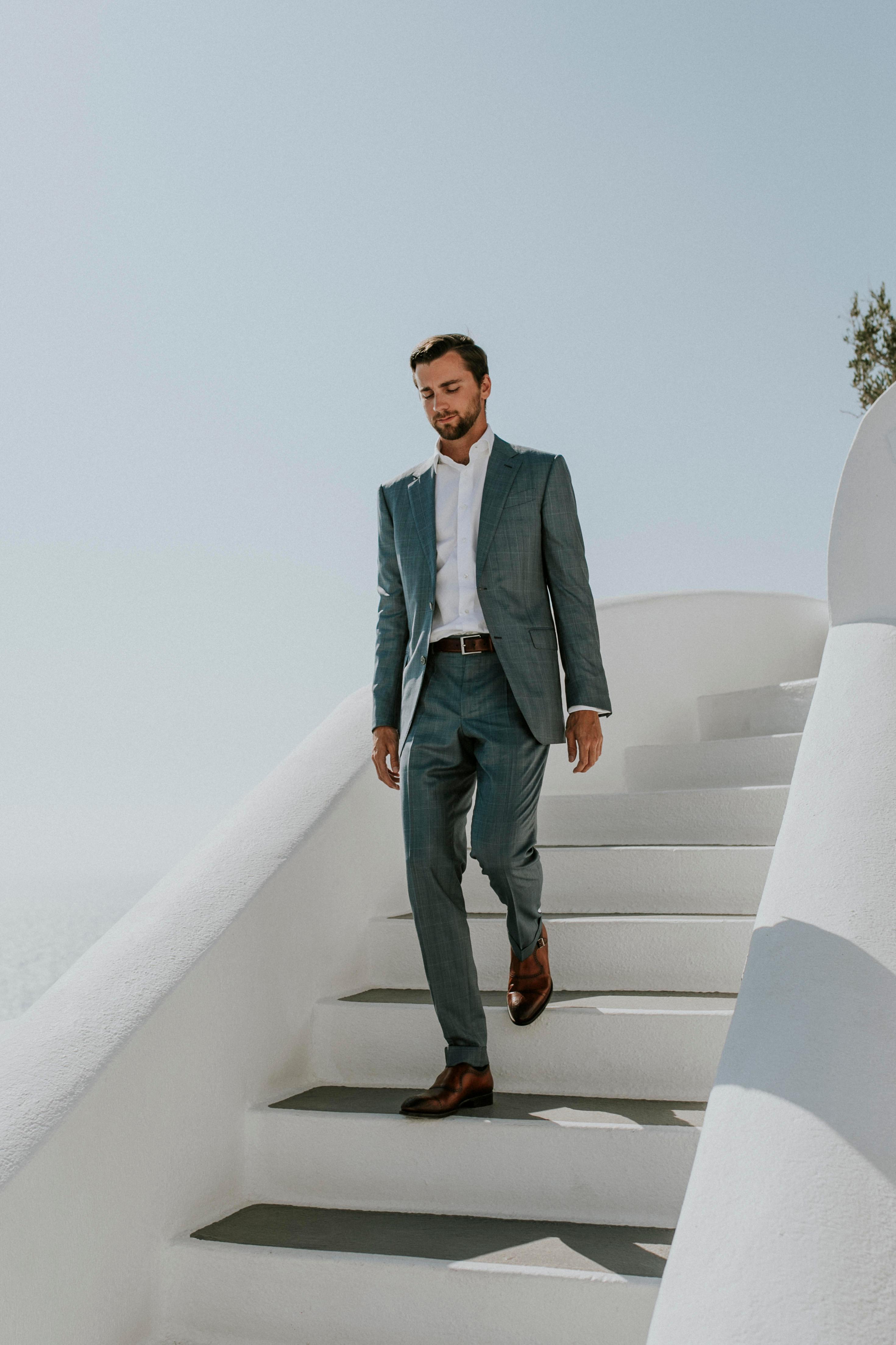 A Romantic Beach Wedding in Santorini 1