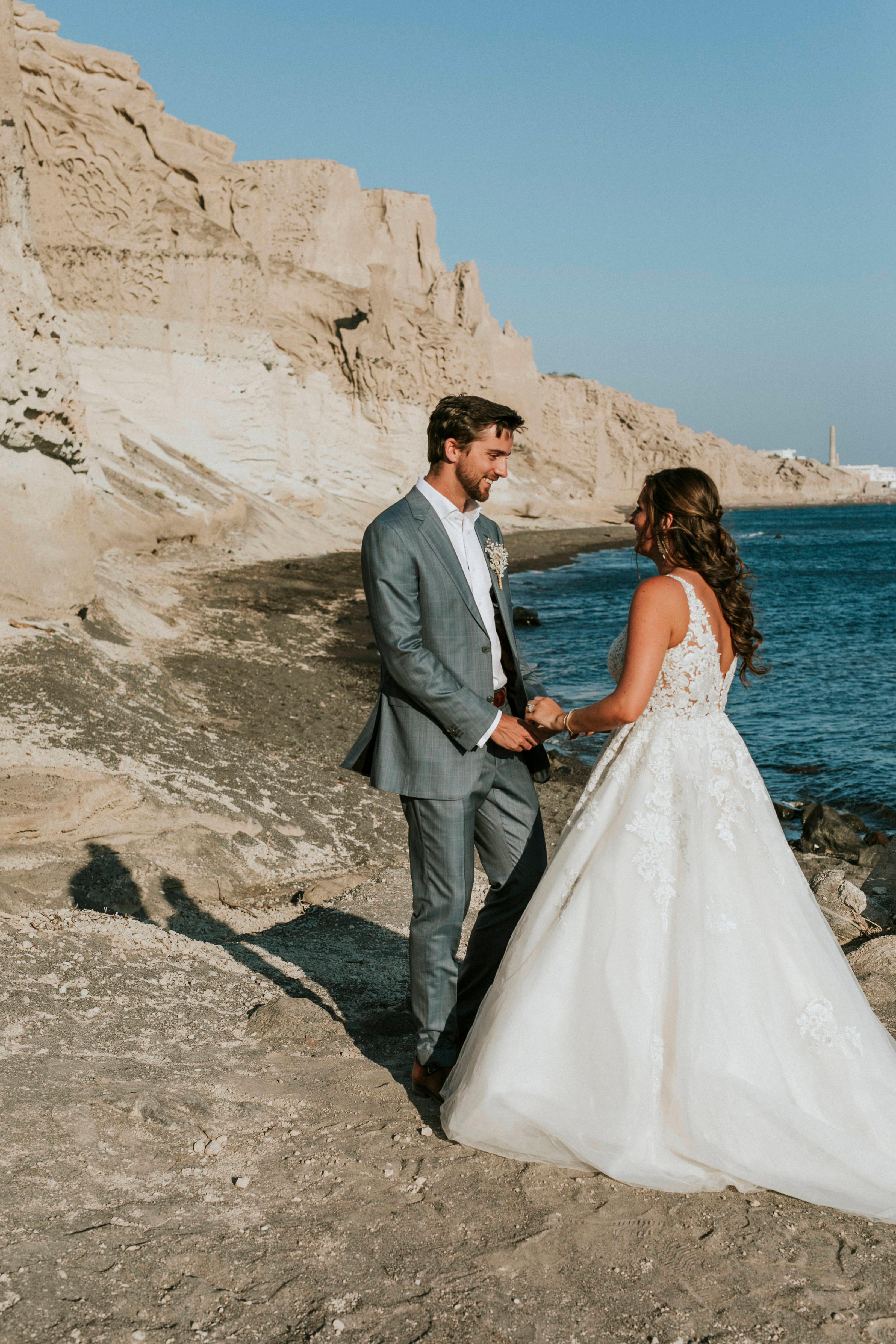 A Romantic Beach Wedding in Santorini 14