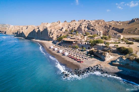 Theros Wave Bar Santorini portfolio 1