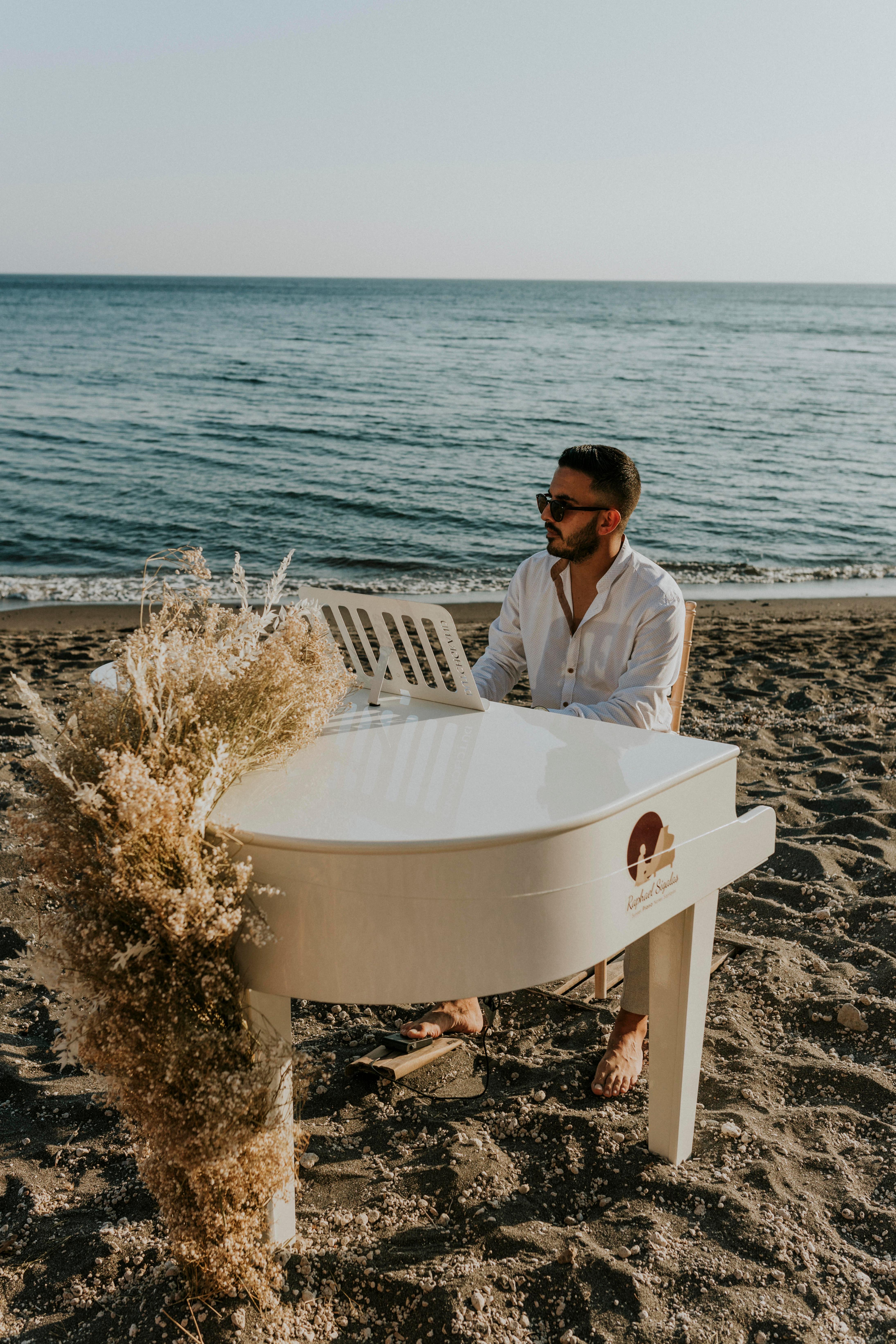 A Romantic Beach Wedding in Santorini 44