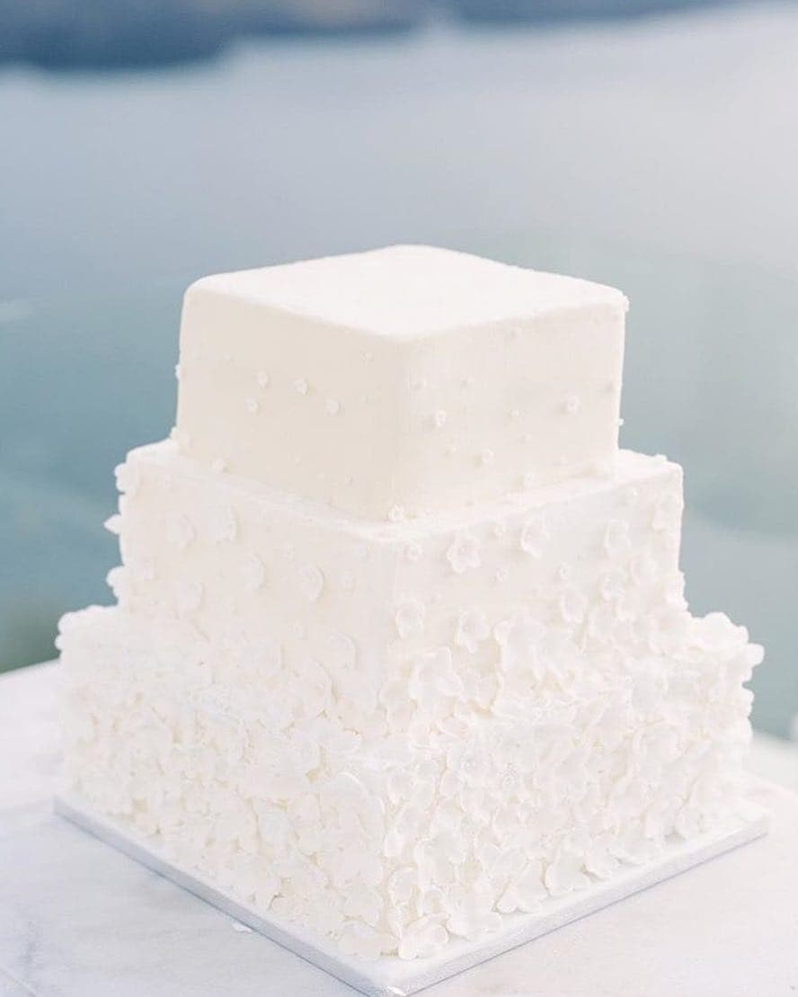 Alexandra's Cakes Santorini portfolio 1