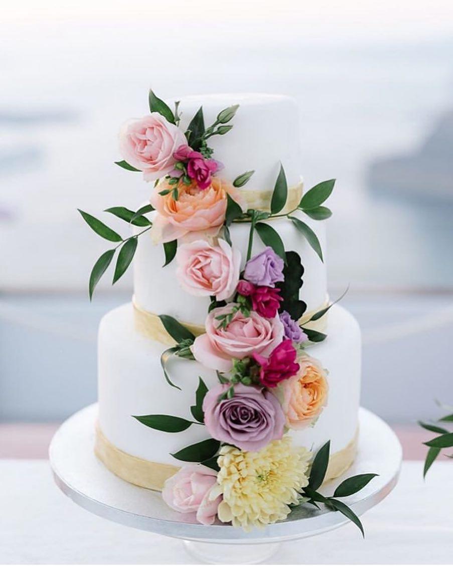Alexandra's Cakes Santorini portfolio 3