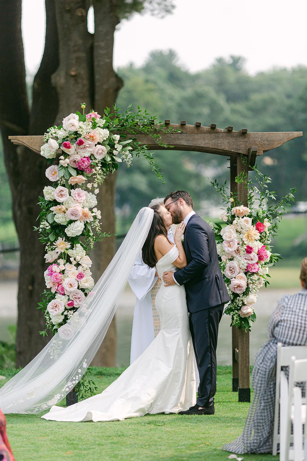 A Classic Summer Wedding at York Golf and Tennis Club 42