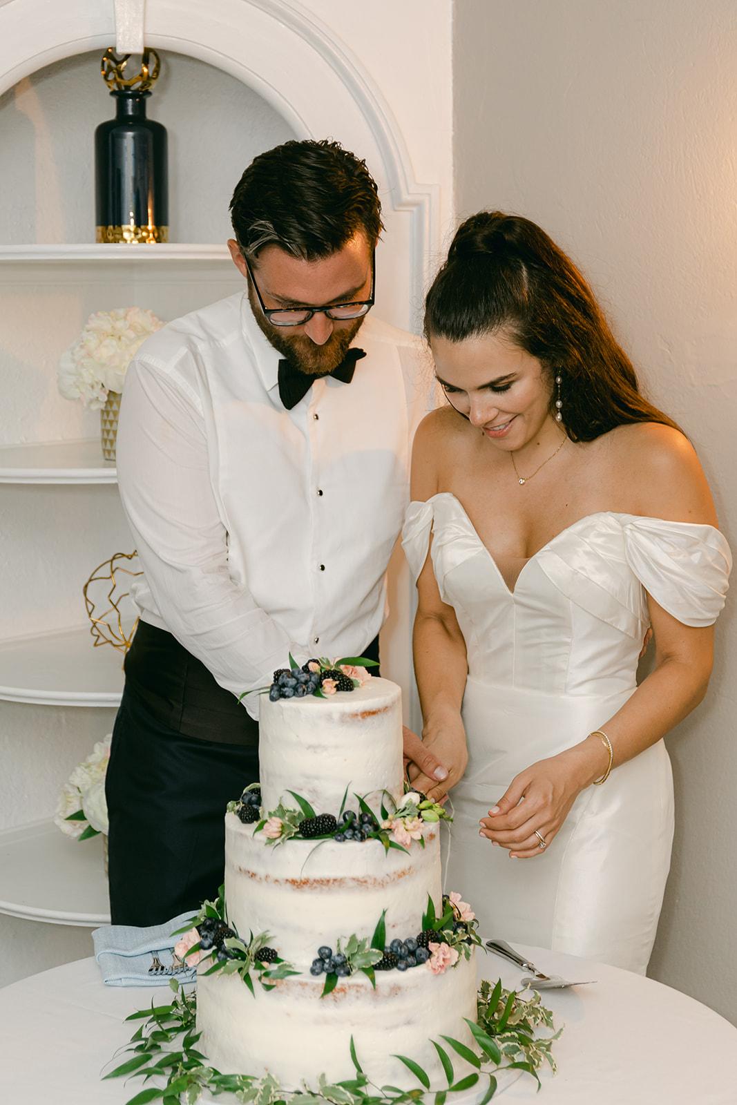 A Classic Summer Wedding at York Golf and Tennis Club 27