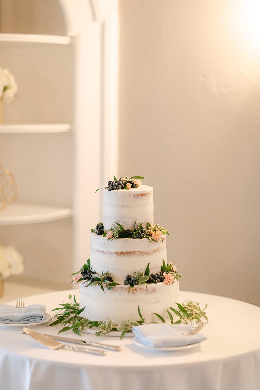 A Classic Summer Wedding at York Golf and Tennis Club 5