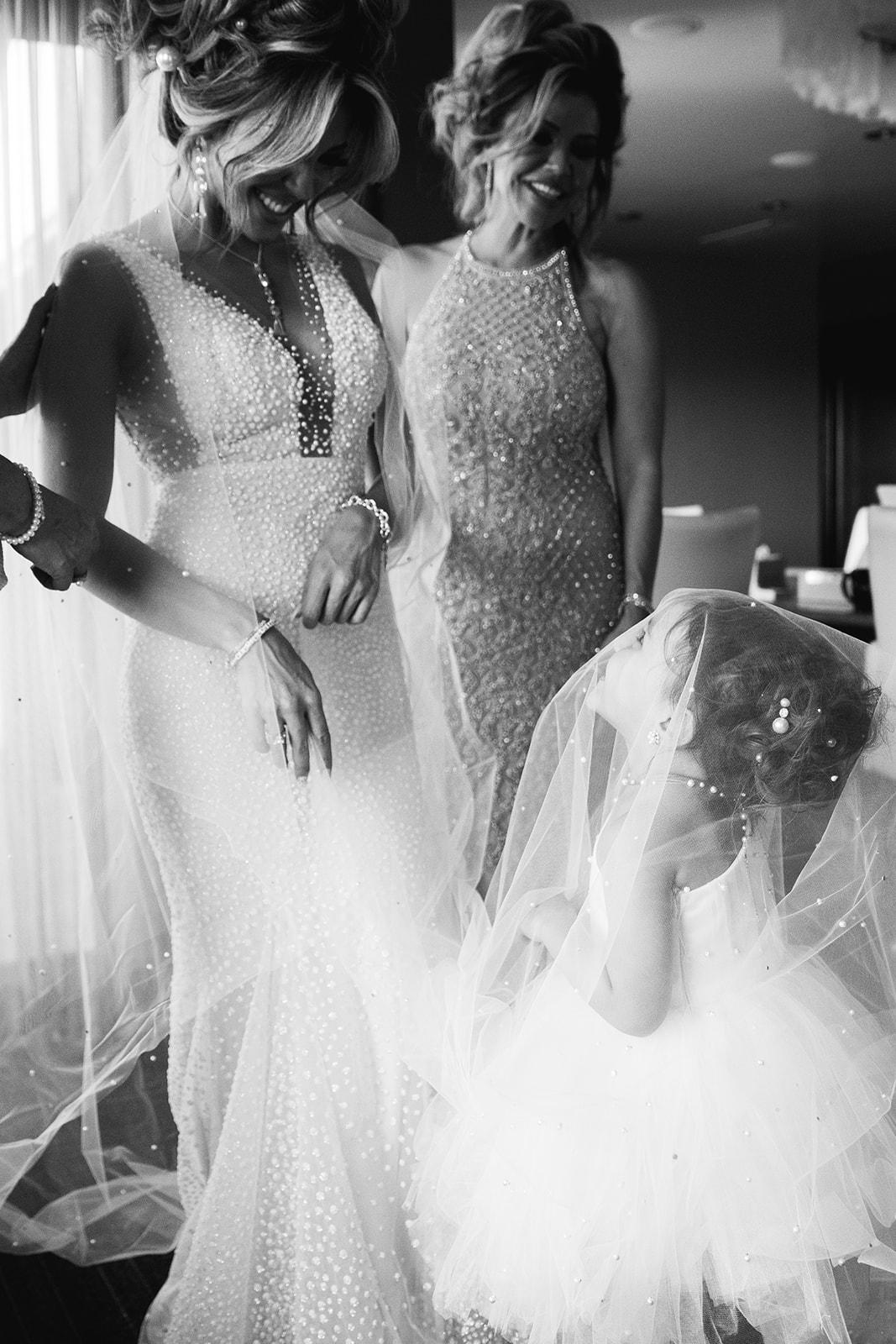 A Glamorous Fall Wedding at Sanctuary Resort 13
