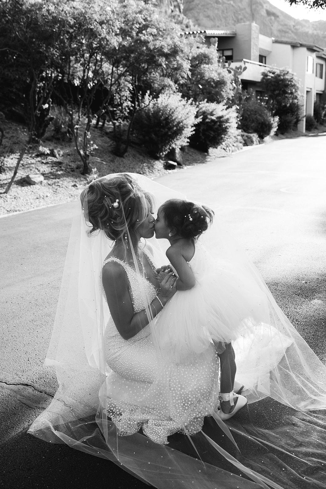 A Glamorous Fall Wedding at Sanctuary Resort 38