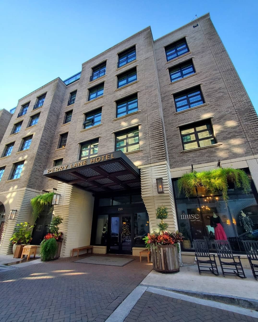 Perry Lane Hotel