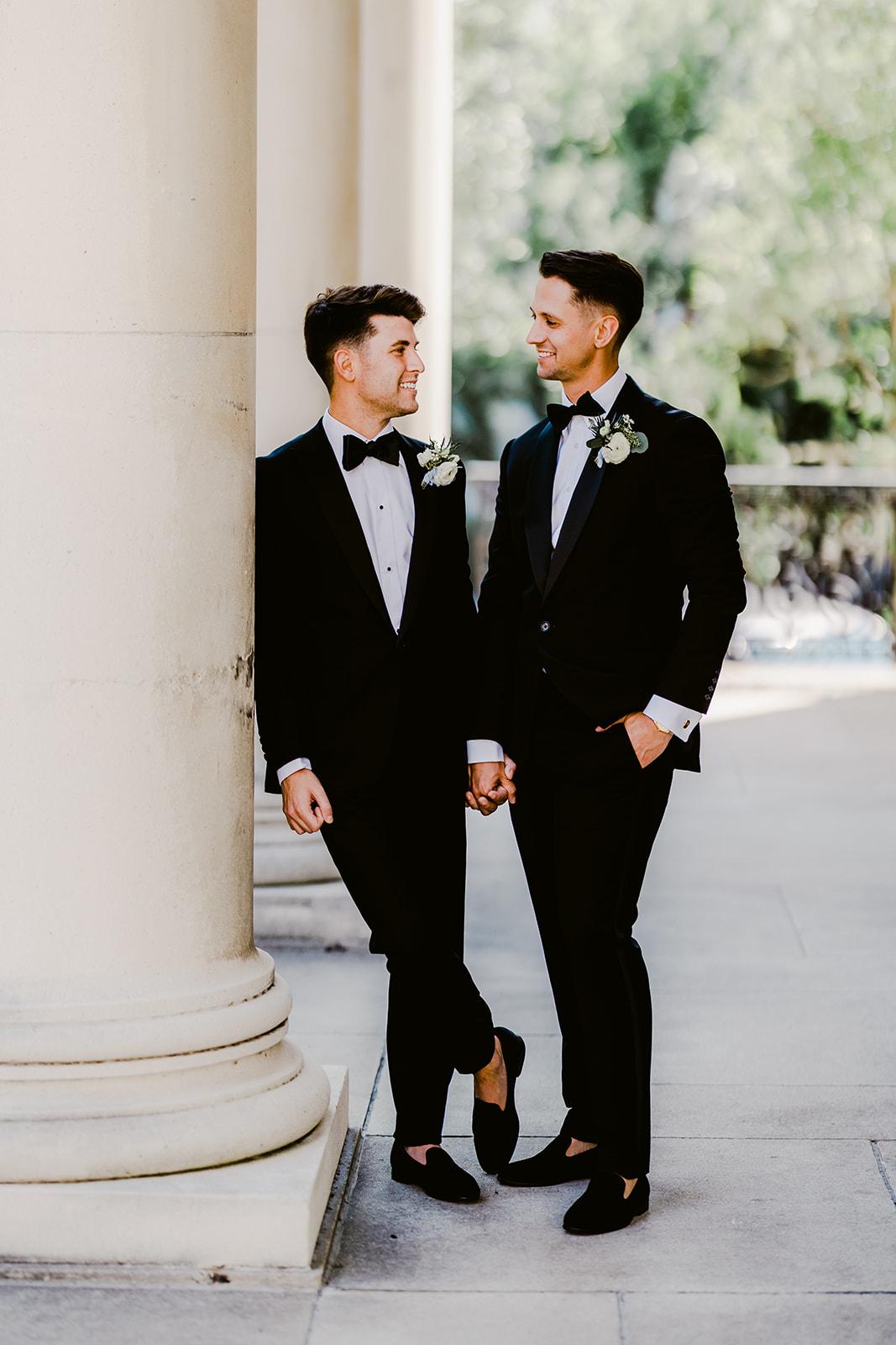 A Modern Fall Wedding at the Ships of the Sea Maritime Museum