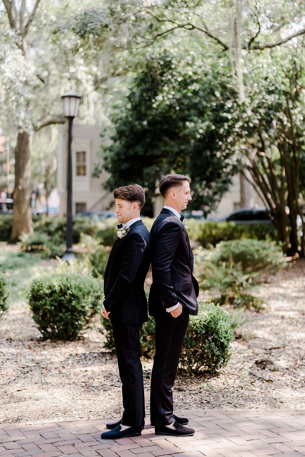 A Modern Fall Wedding at the Ships of the Sea Maritime Museum 31