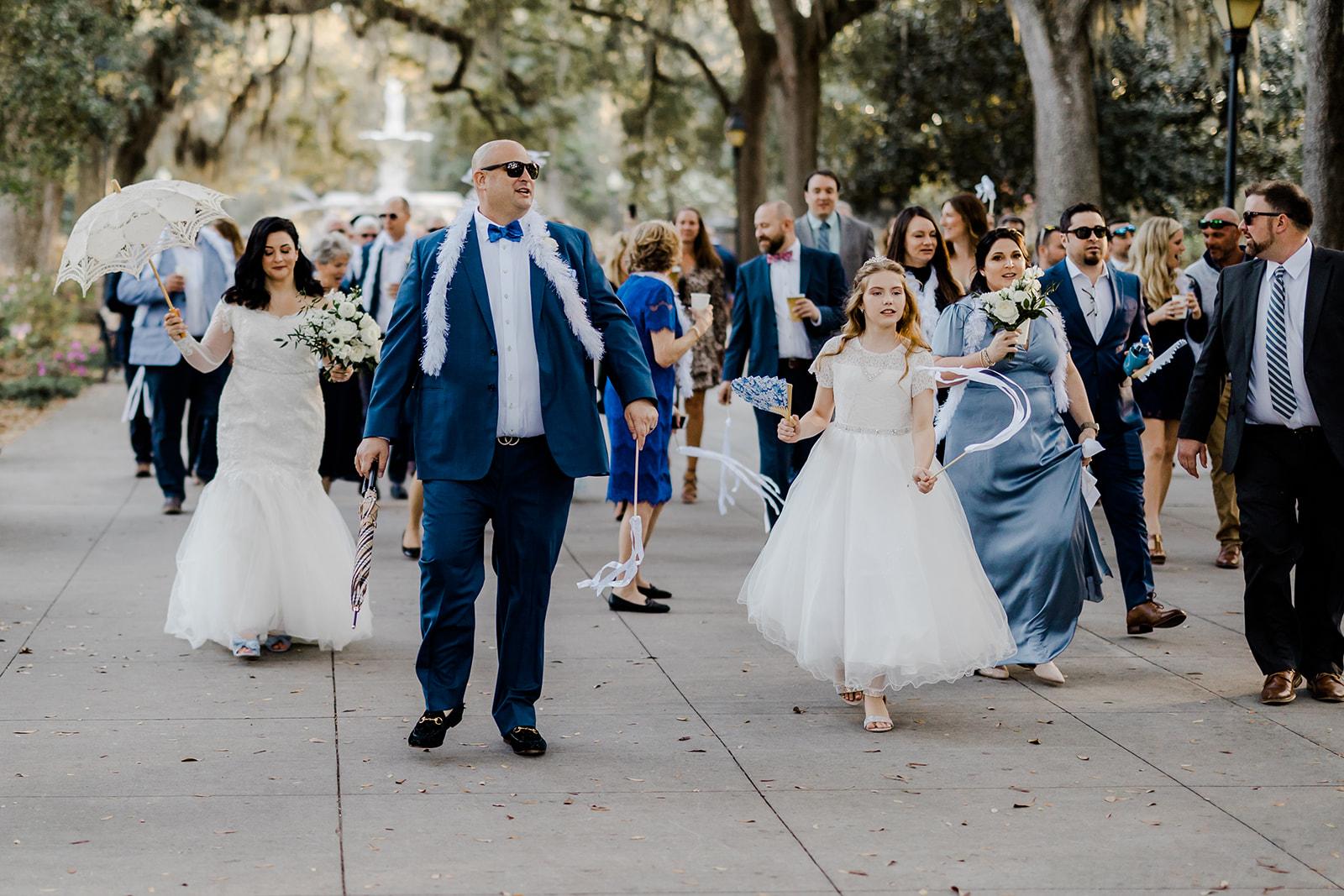 A Classic Spring Wedding at Forsyth Park Fountain 25