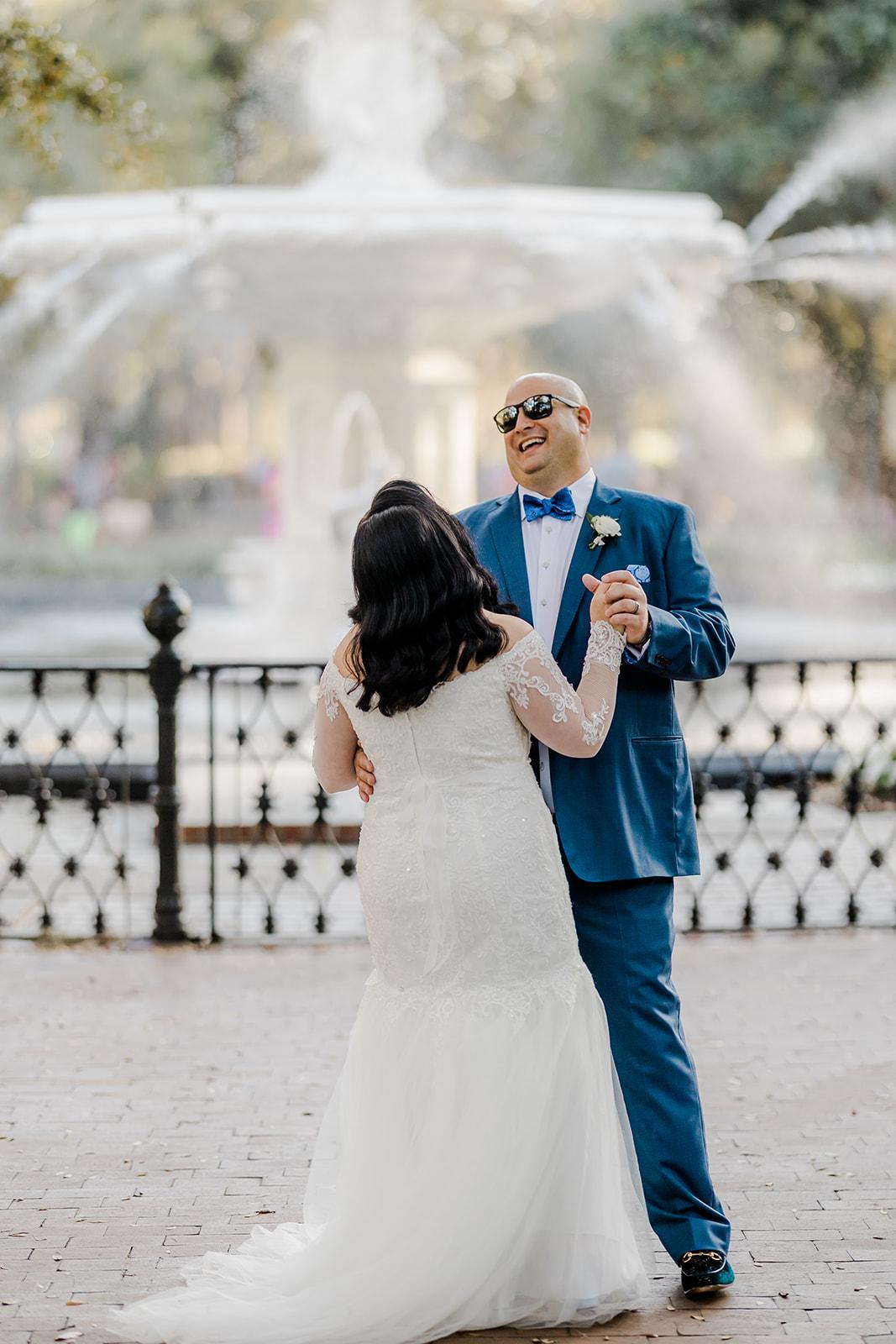A Classic Spring Wedding at Forsyth Park Fountain photo 5