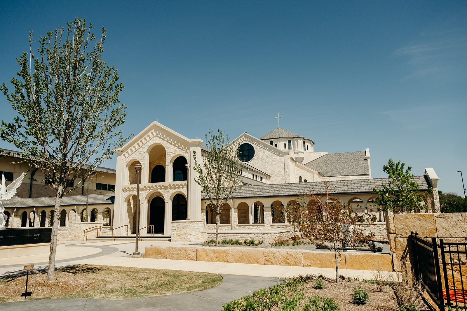 A Classic Spring Wedding at Aristide, McKinney 36