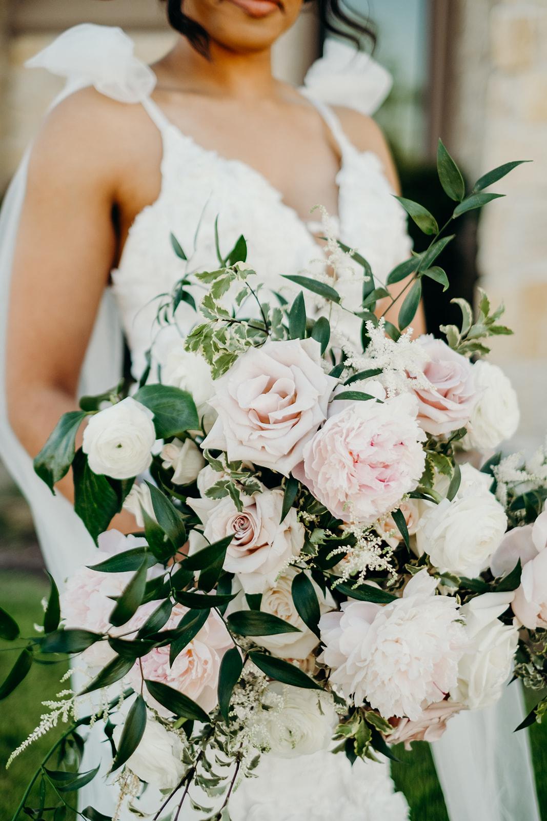 A Classic Spring Wedding at Aristide, McKinney 16