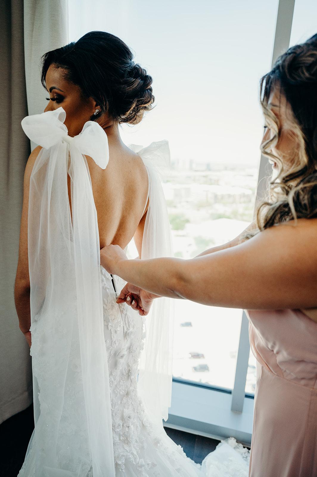 A Classic Spring Wedding at Aristide, McKinney 10