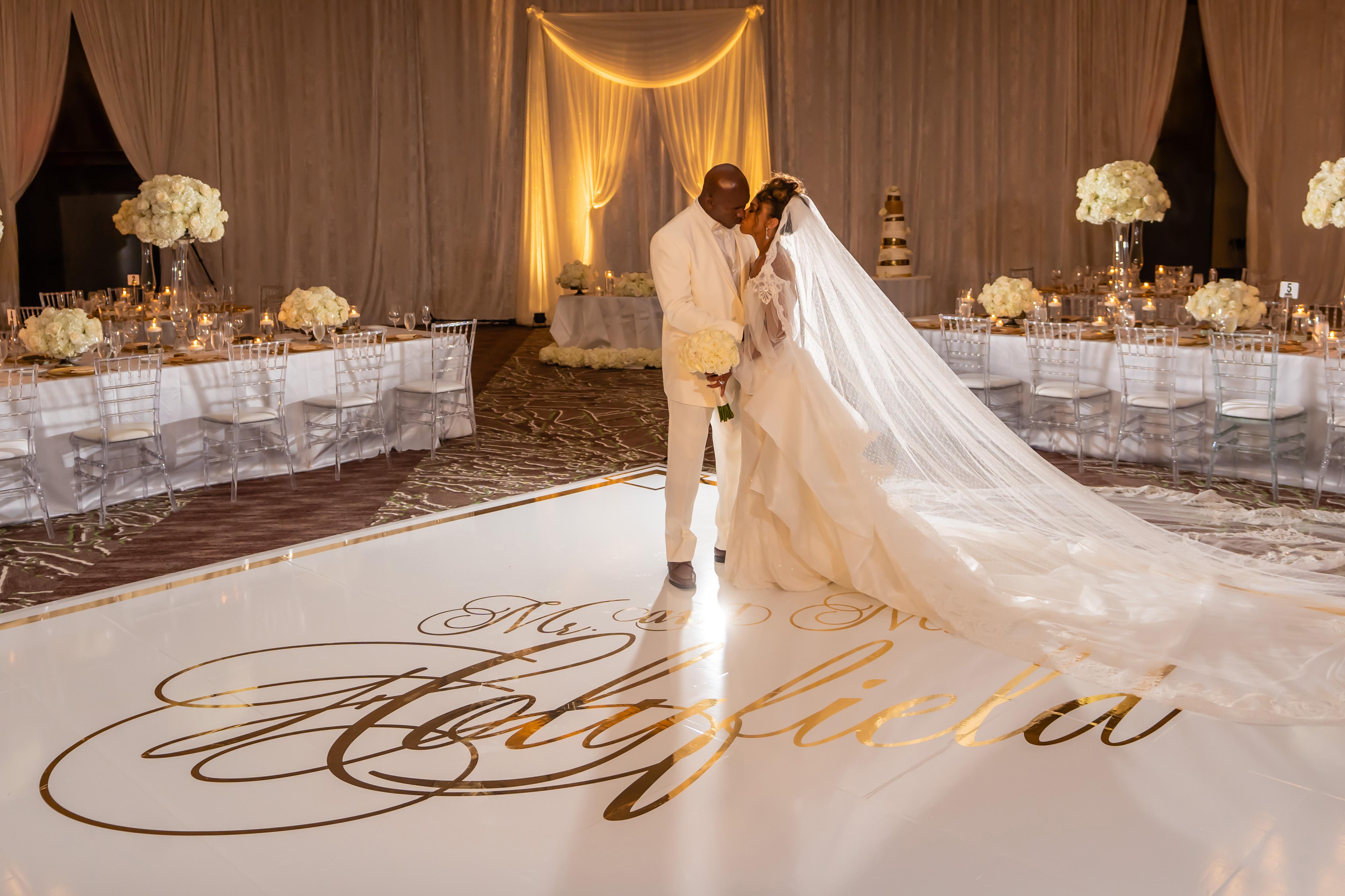 A Classic Winter Wedding at  5