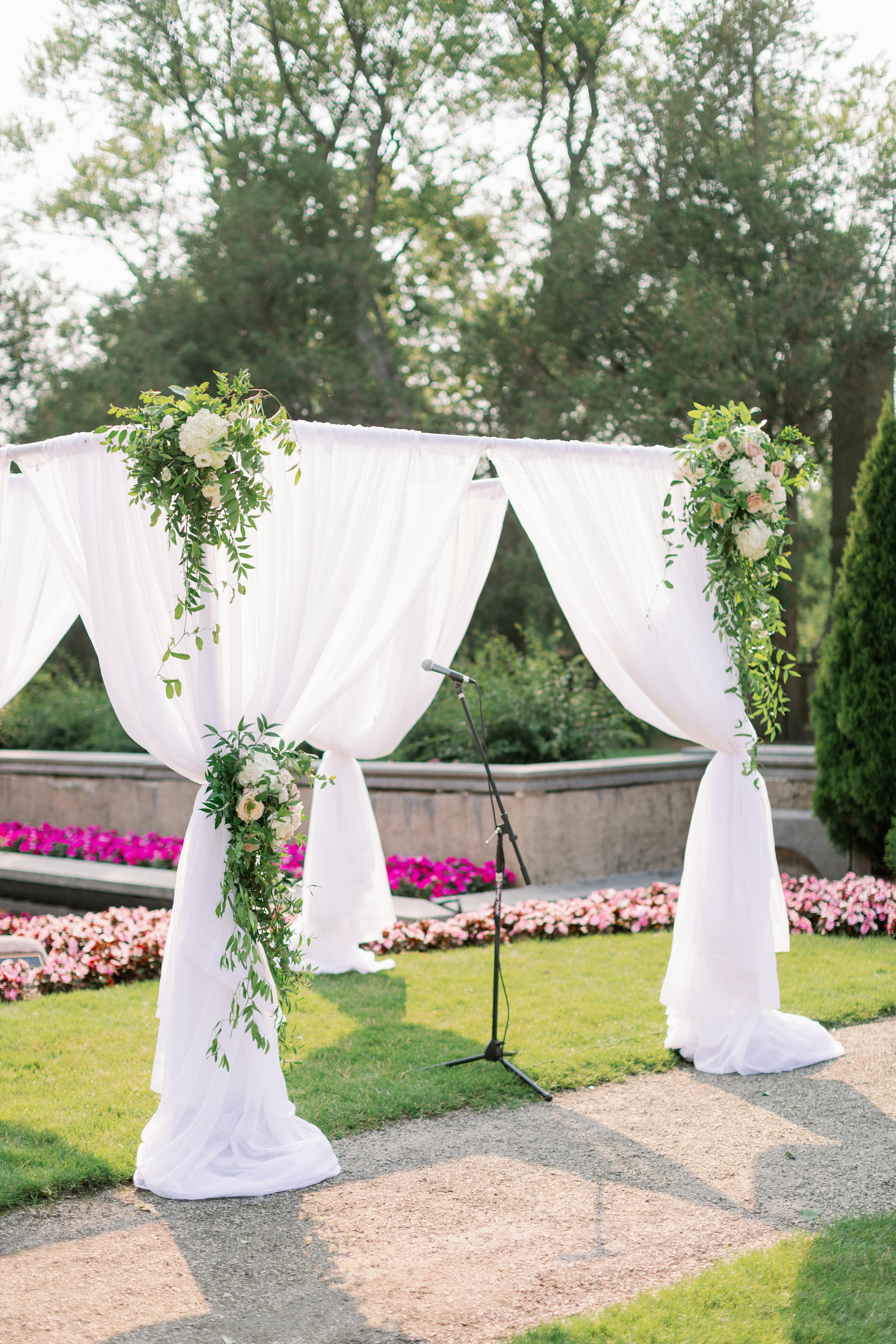 A Classic Summer Wedding at The Armour House 31