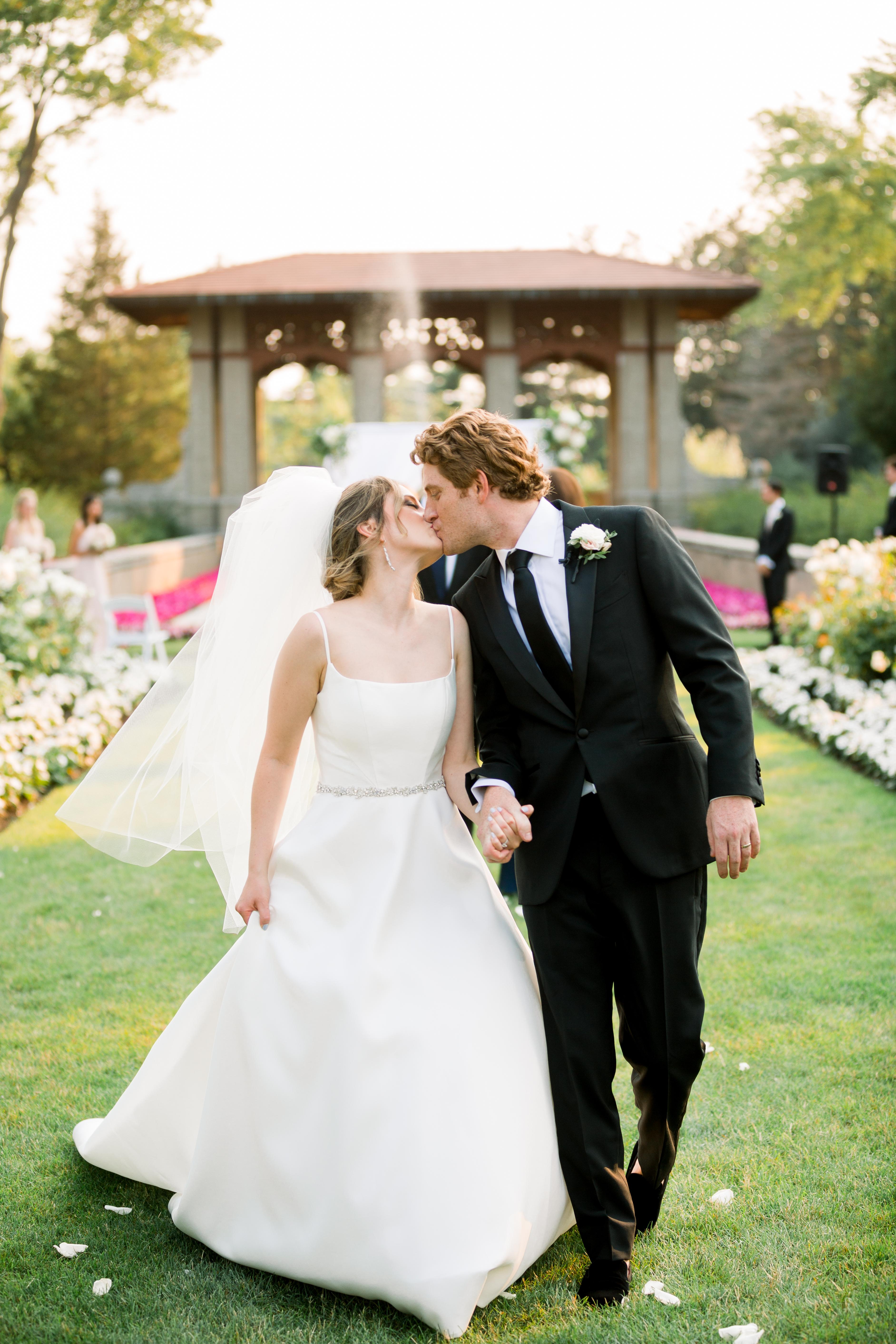 A Classic Summer Wedding at The Armour House 12