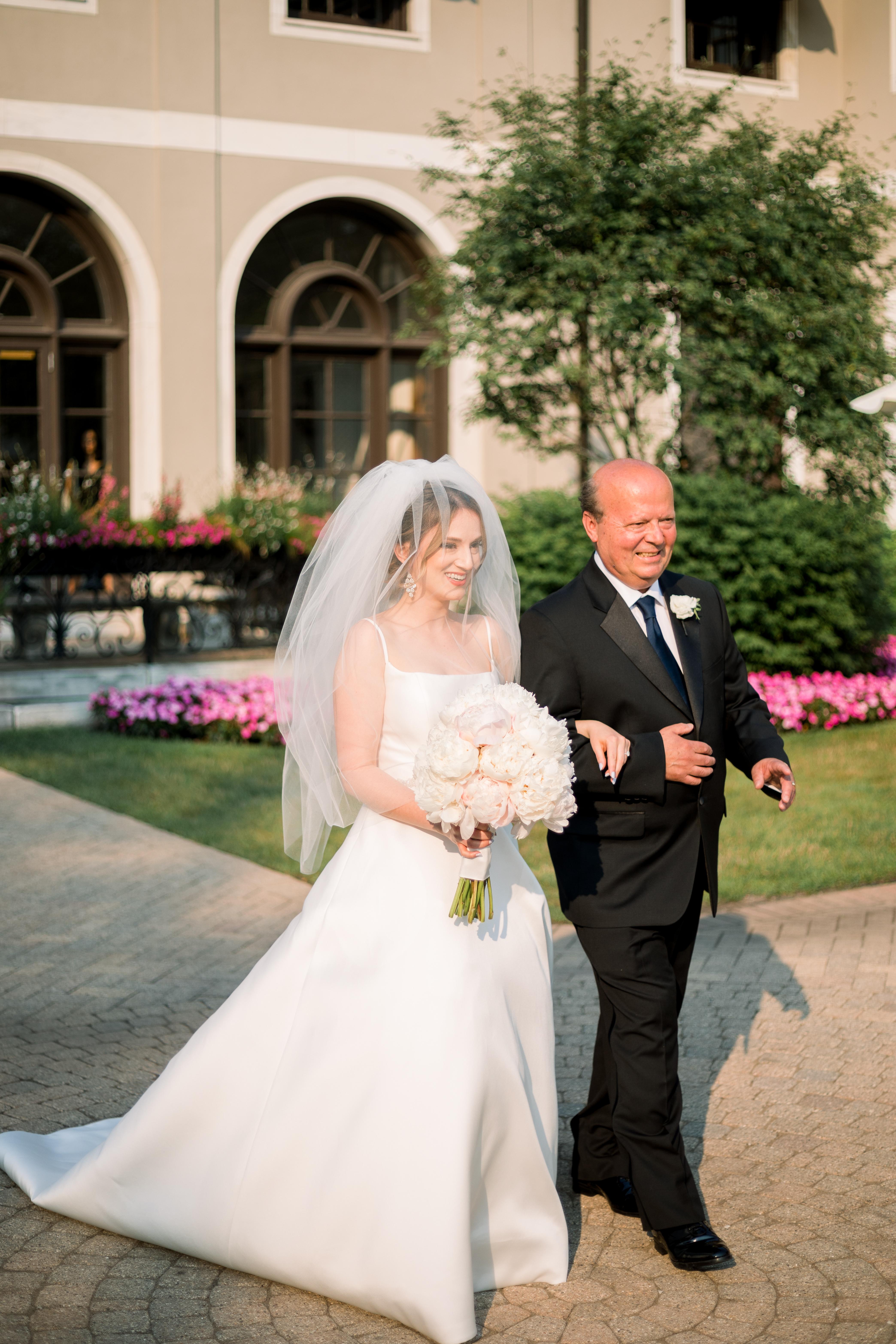 A Classic Summer Wedding at The Armour House 23