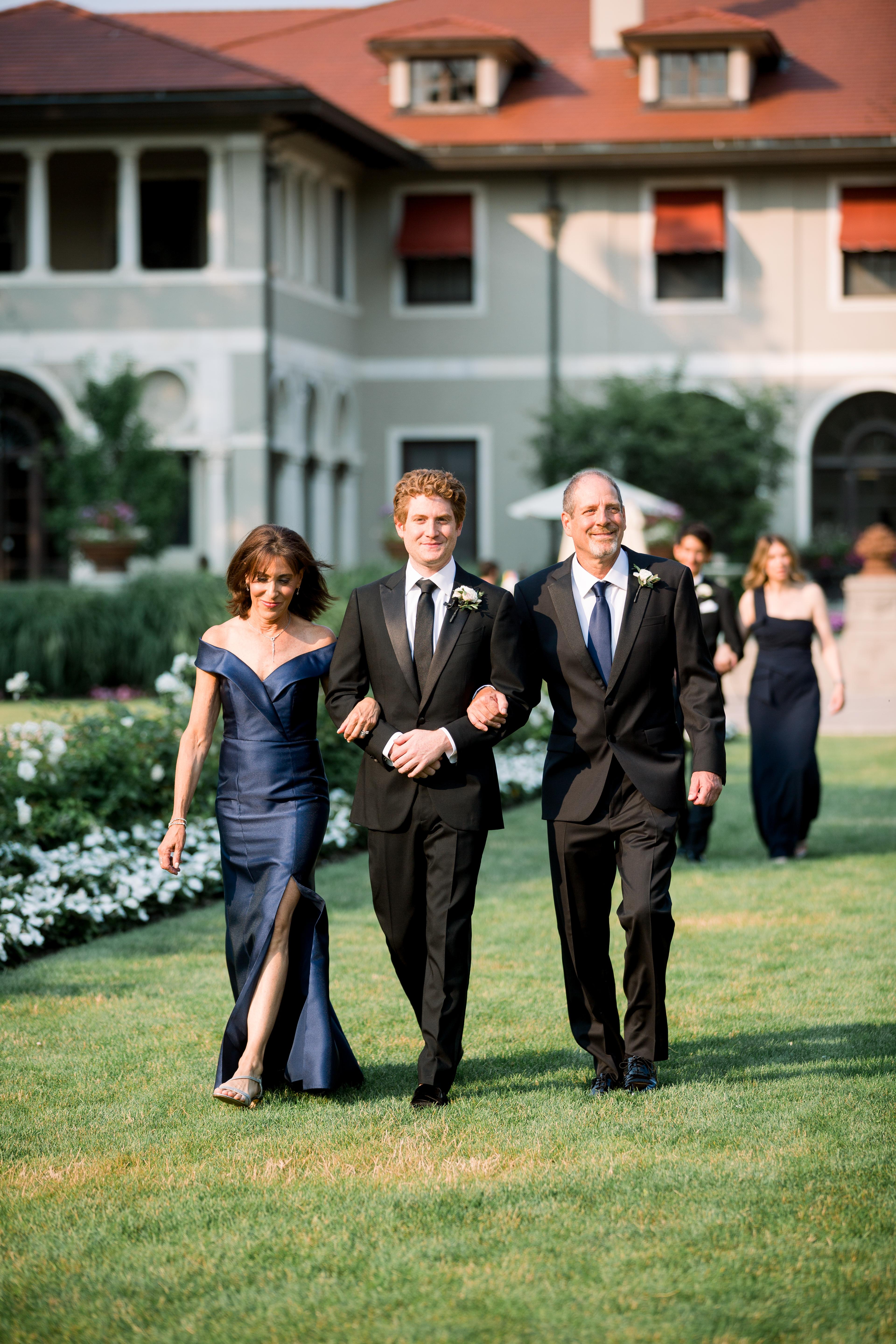A Classic Summer Wedding at The Armour House 30
