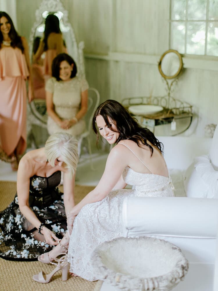 A Classic Spring Wedding at Haiku Mill photo 4