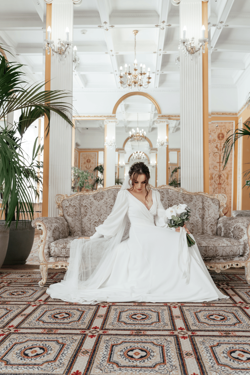 A Modern Spring Wedding at Marriott Imperial Plaza photo 4