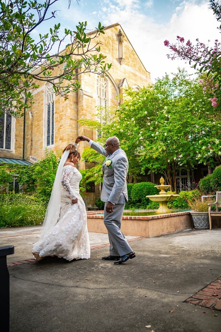 VB Photo and Video - Boudoir, Wedding, and Elopement Photography & Videography portfolio 1
