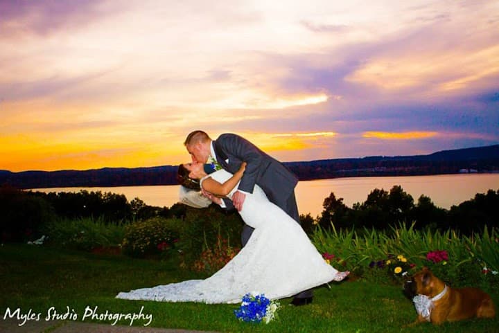 Bouquets By Christine portfolio 5