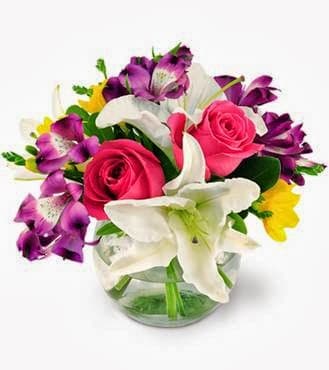 Bouquets By Christine portfolio 3