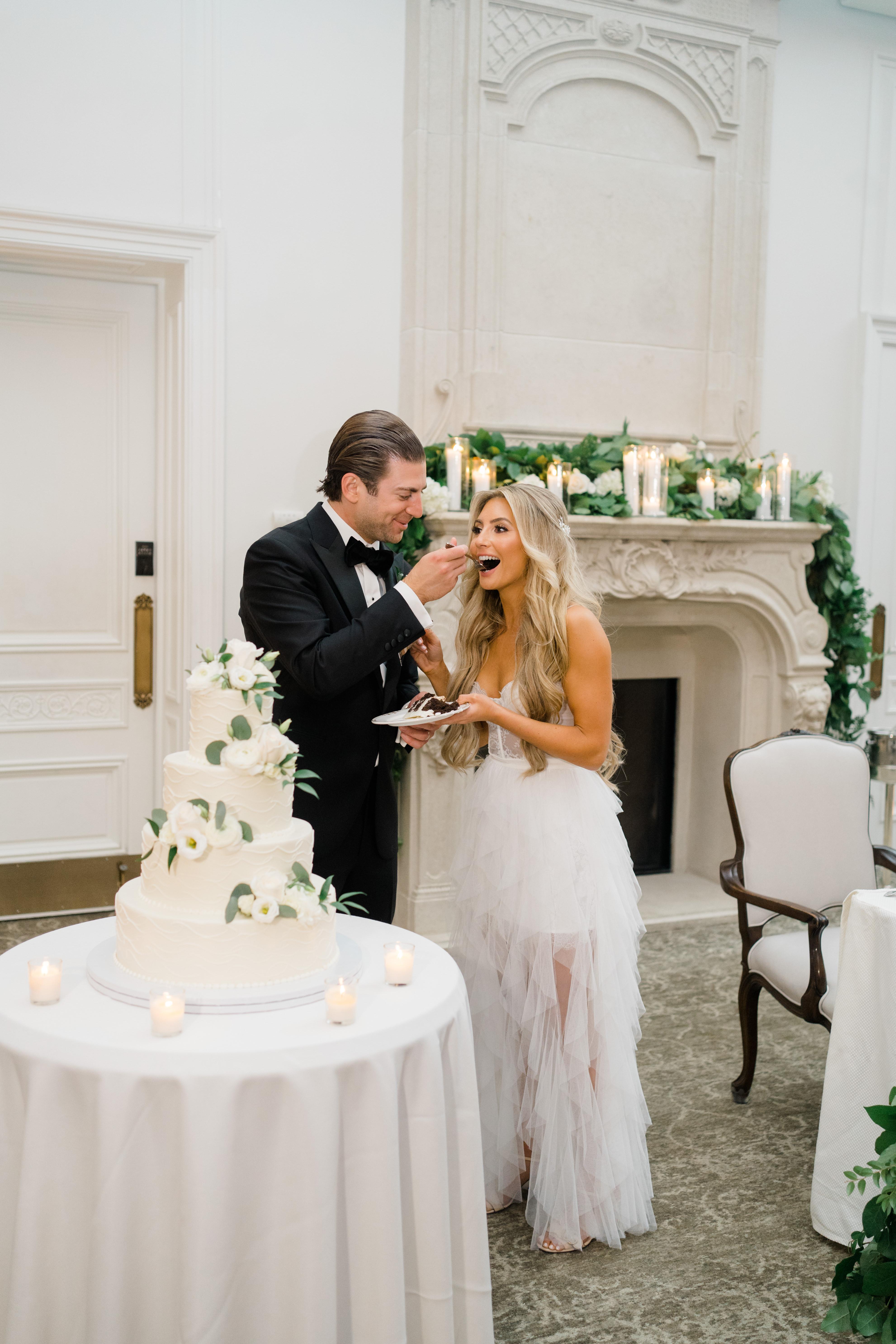 A Romantic Fall Wedding at Park Chateau 9