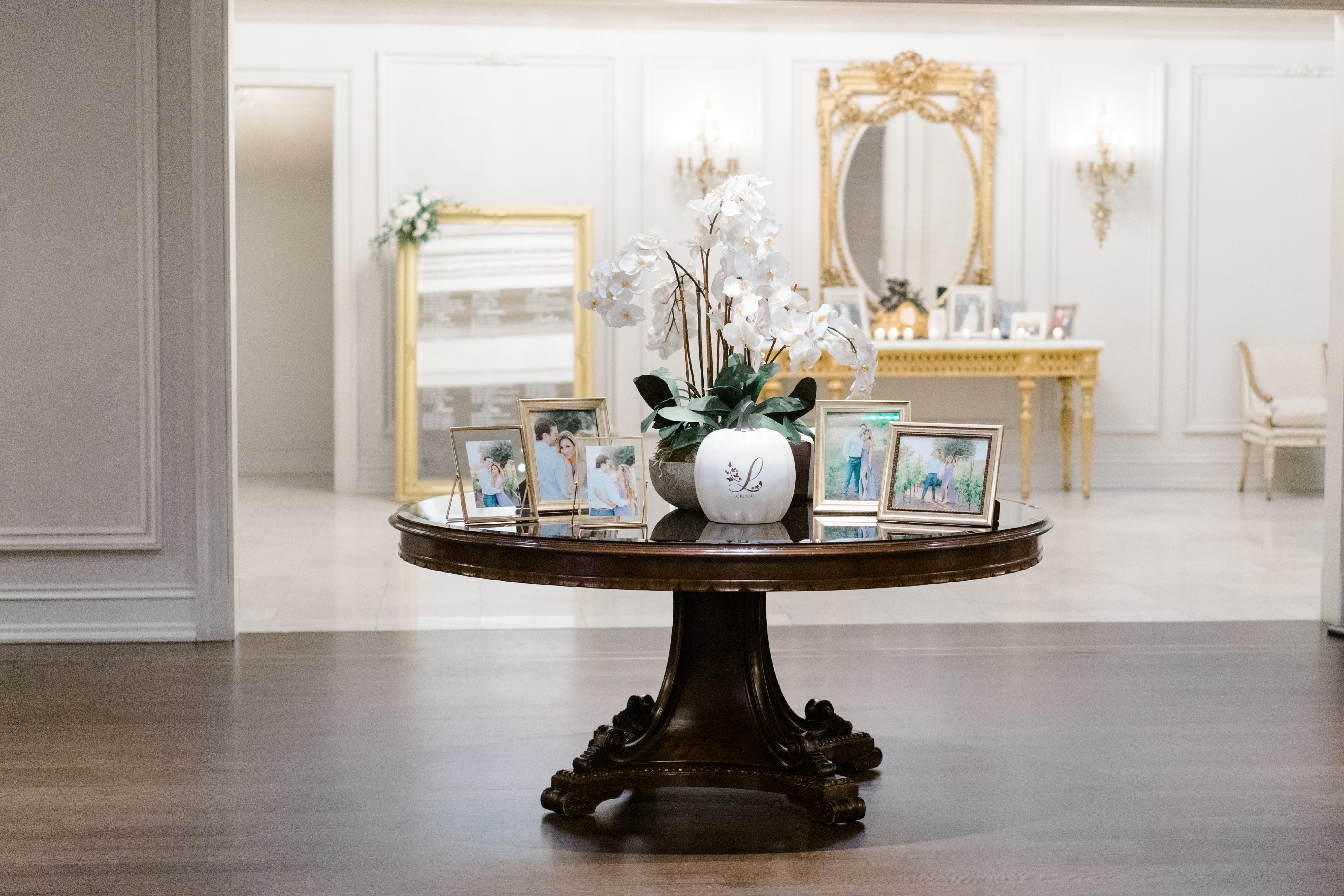 A Romantic Fall Wedding at Park Chateau 14