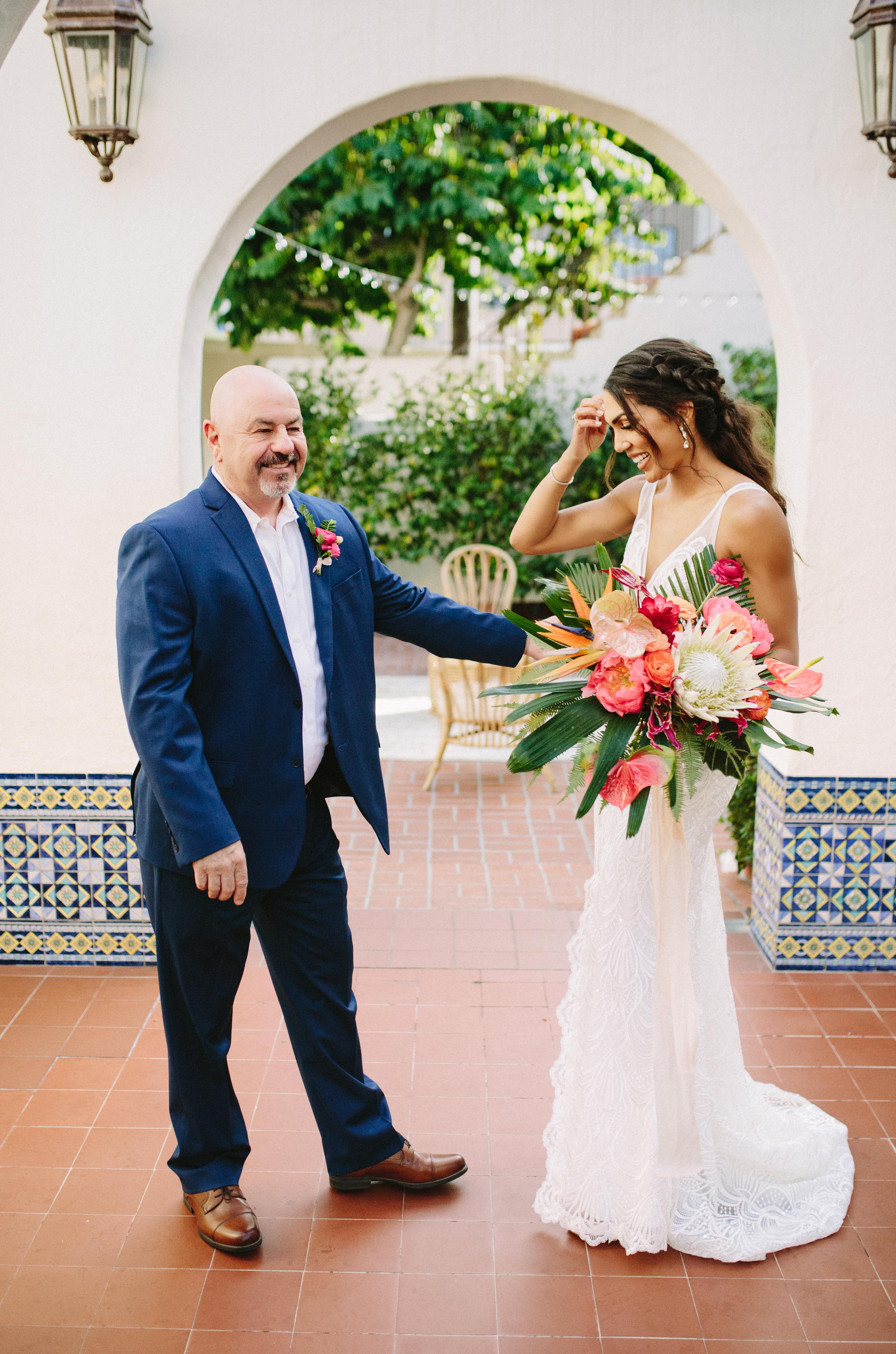 A Romantic Fall Wedding at Darlington House 7