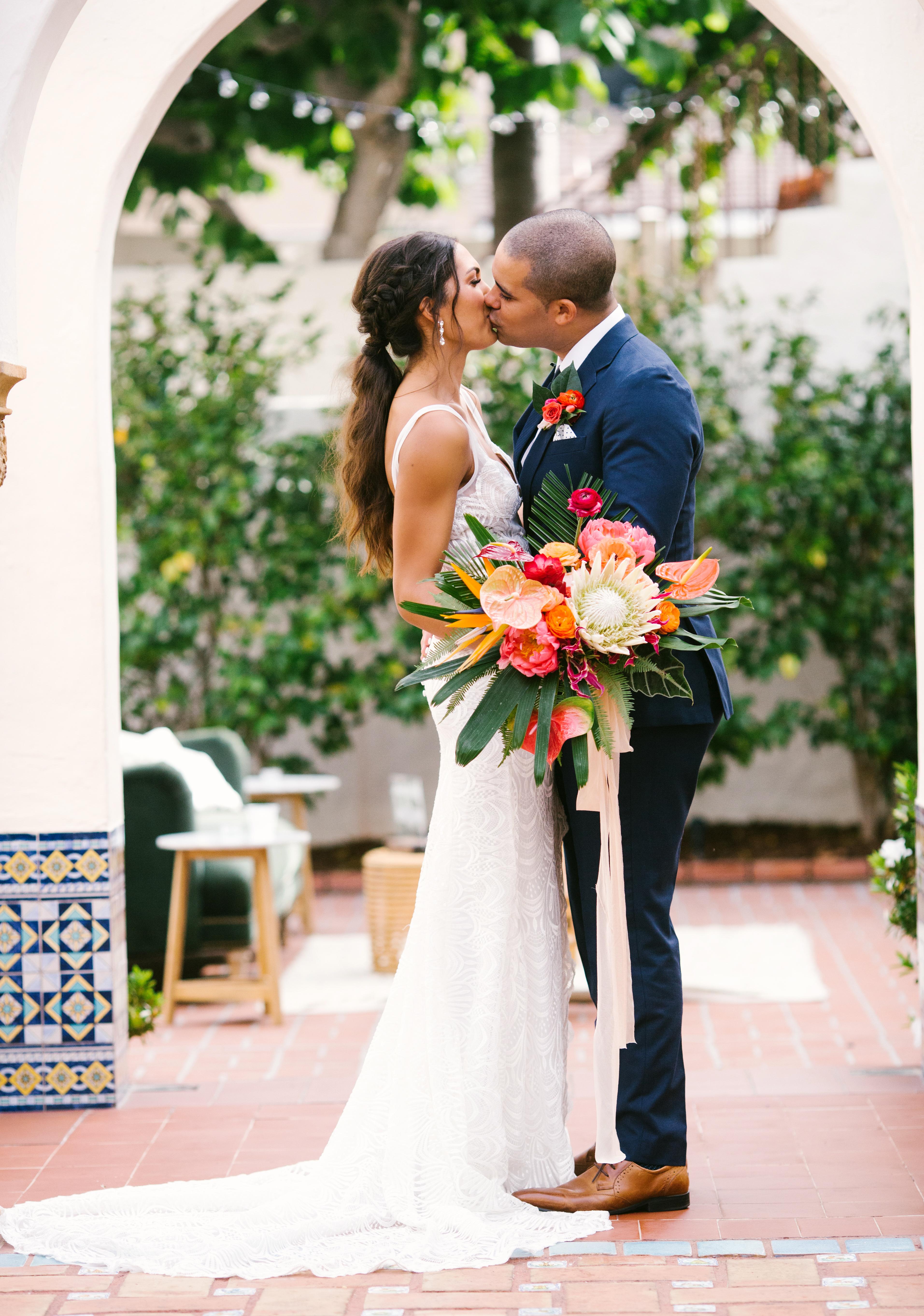 A Romantic Fall Wedding at Darlington House 9