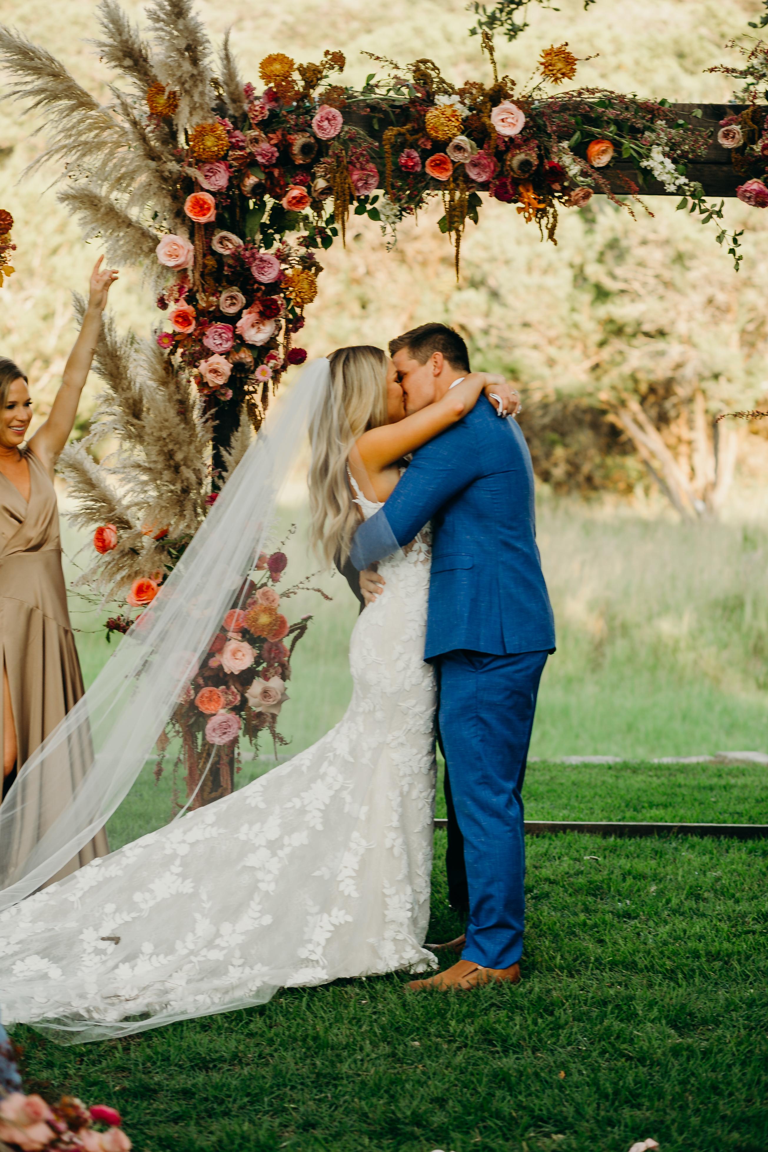 A Romantic Fall Wedding at The Ivory Oak