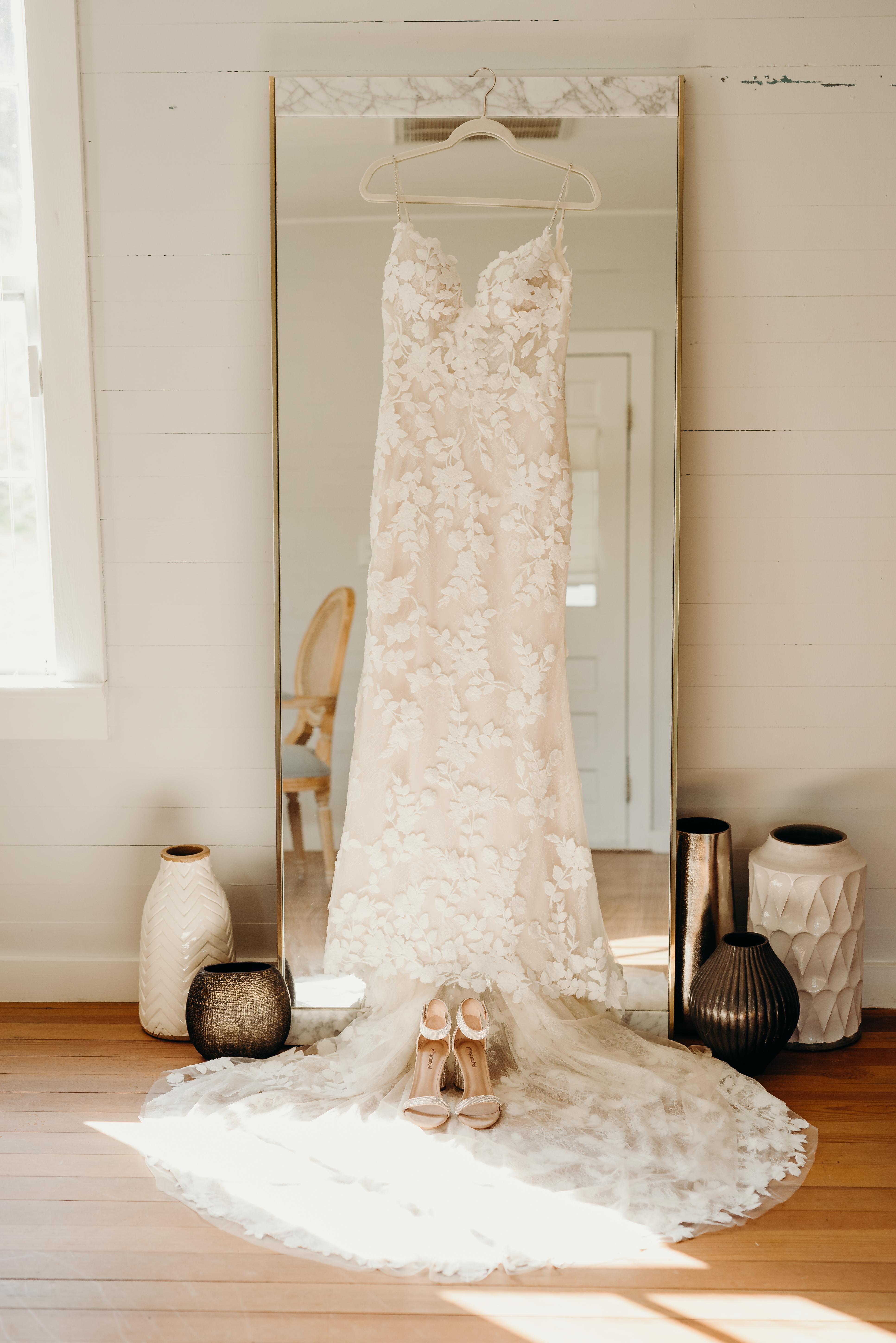A Romantic Fall Wedding at The Ivory Oak 8