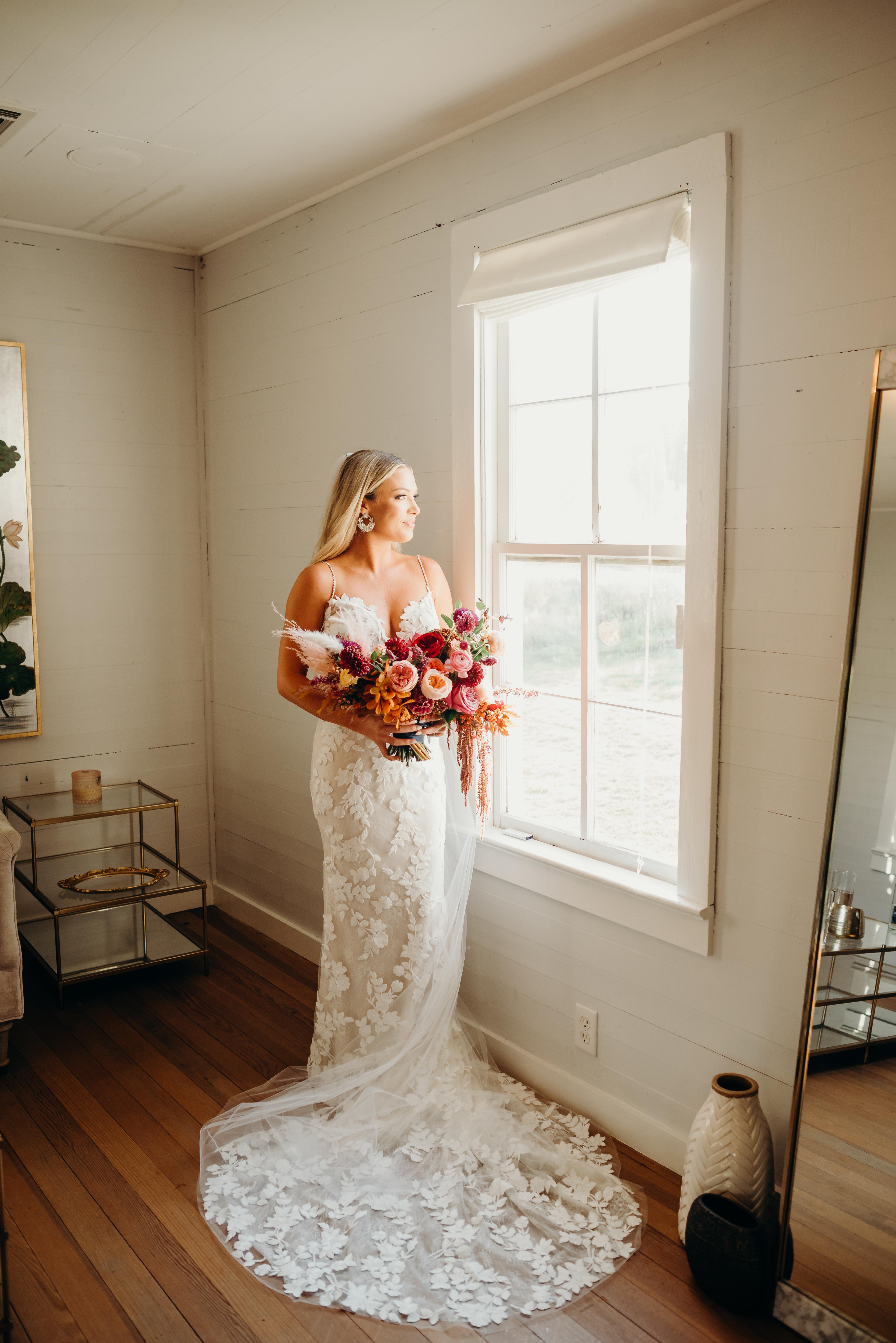 A Romantic Fall Wedding at The Ivory Oak 12