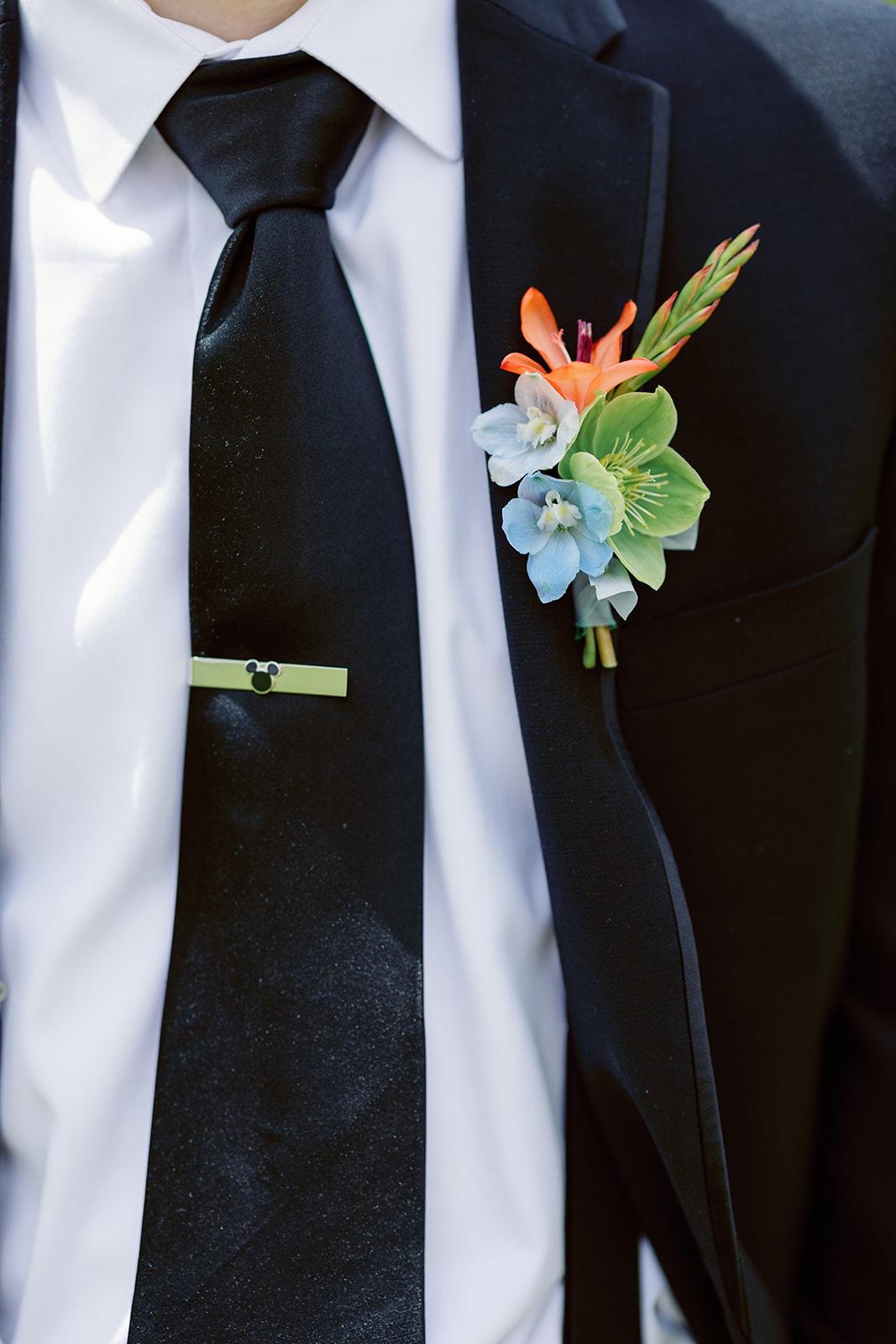 A Whimsical Spring Wedding at the Minnesota History Center 3