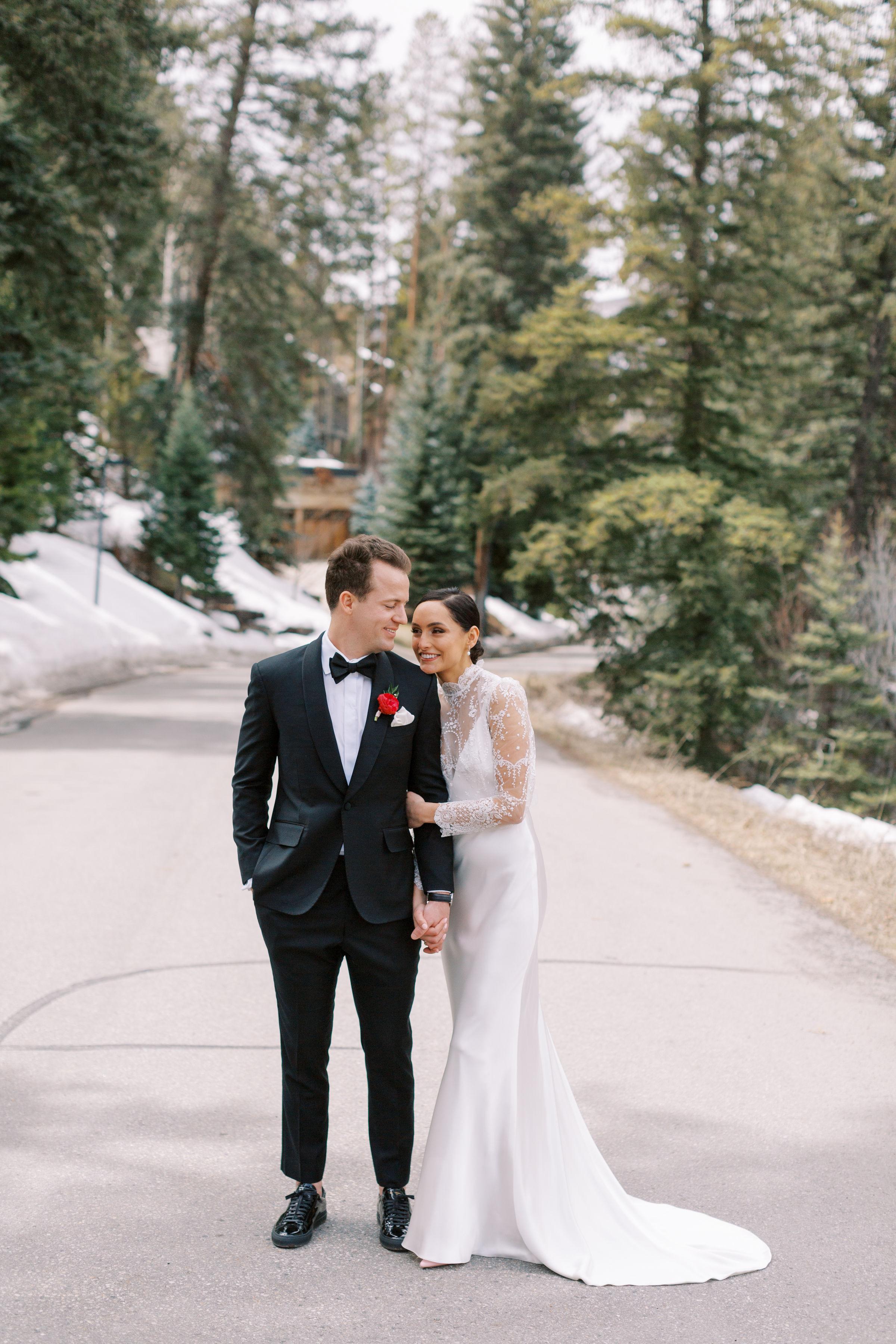 A Modern Spring Wedding at Sonnenalp Hotel Vail 9
