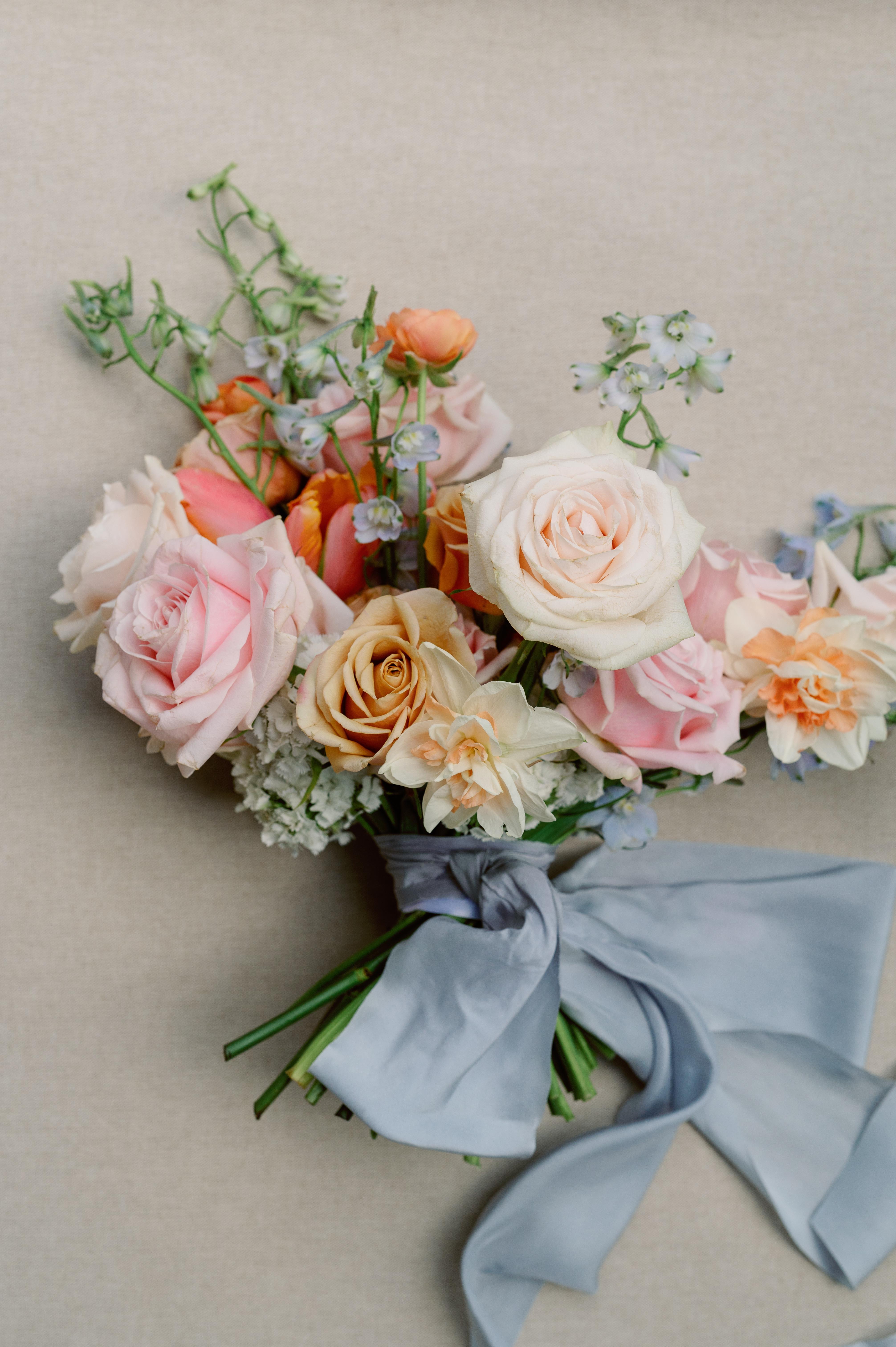 A Whimsical Spring Wedding at the Minnesota History Center 31