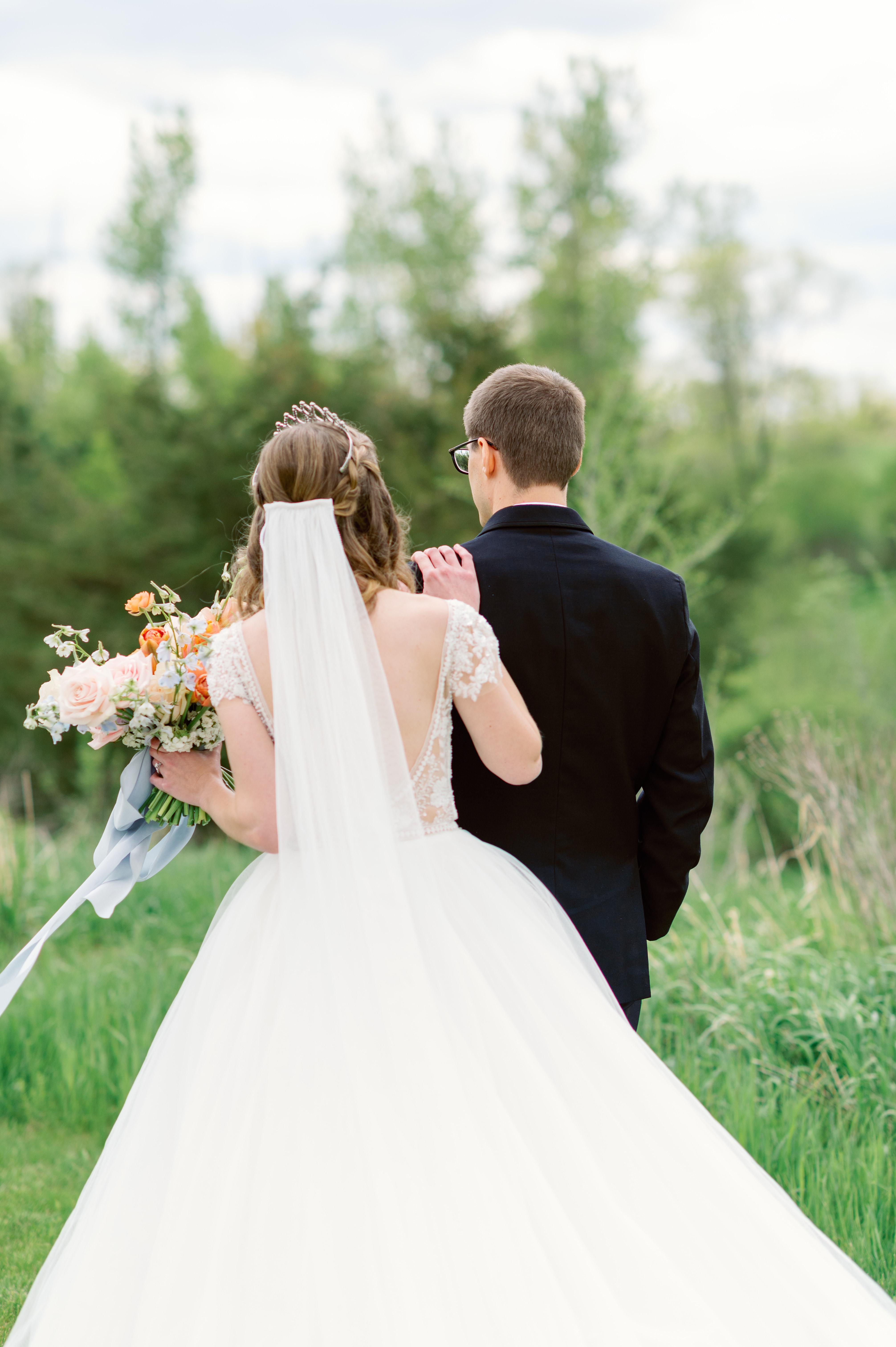 A Whimsical Spring Wedding at the Minnesota History Center 2
