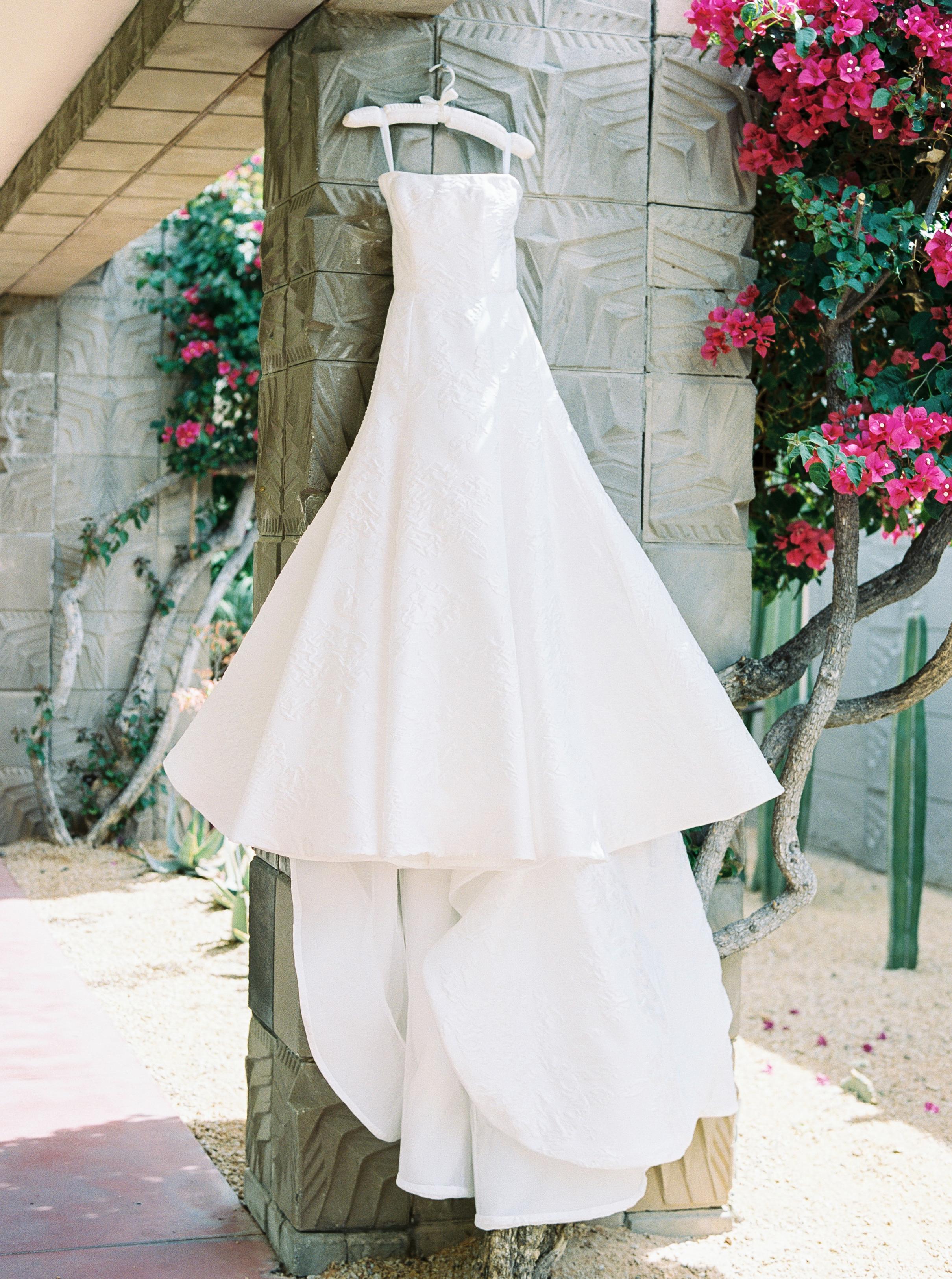 A Romantic Spring Wedding at the Arizona Biltmore 8