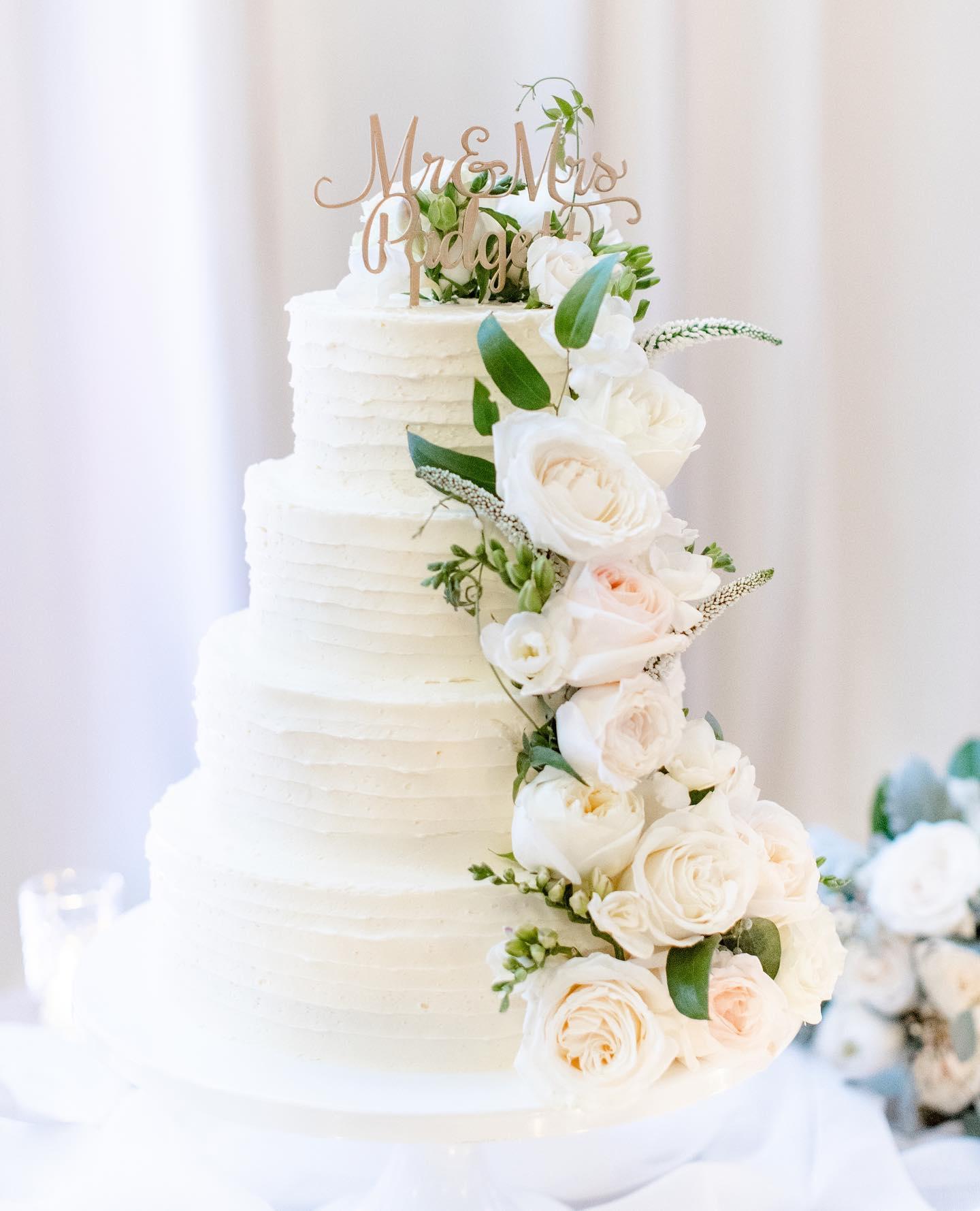 Some Like It Classic Wedding Design portfolio 1