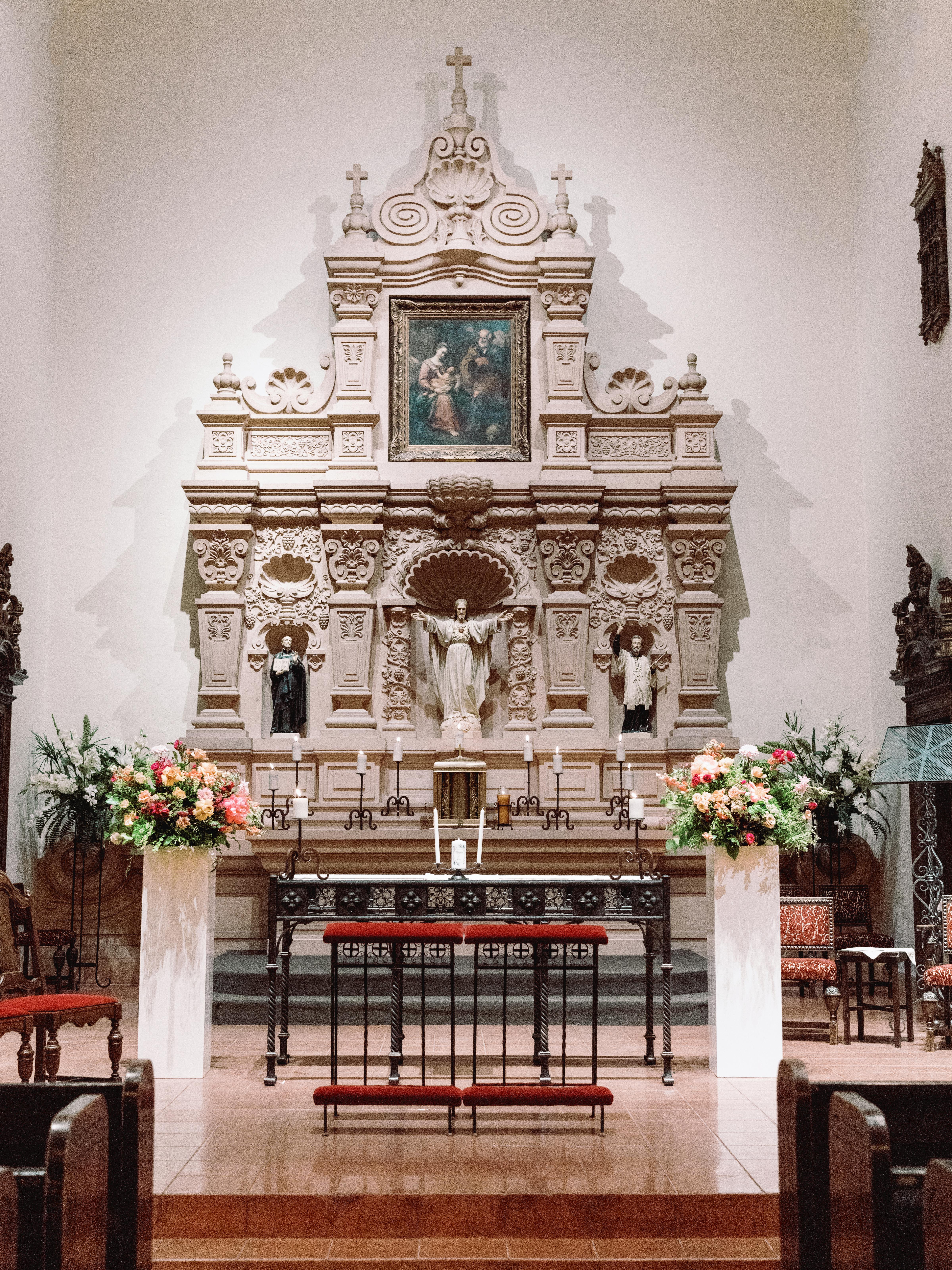 A Romantic Spring Wedding at the Arizona Biltmore photo 4