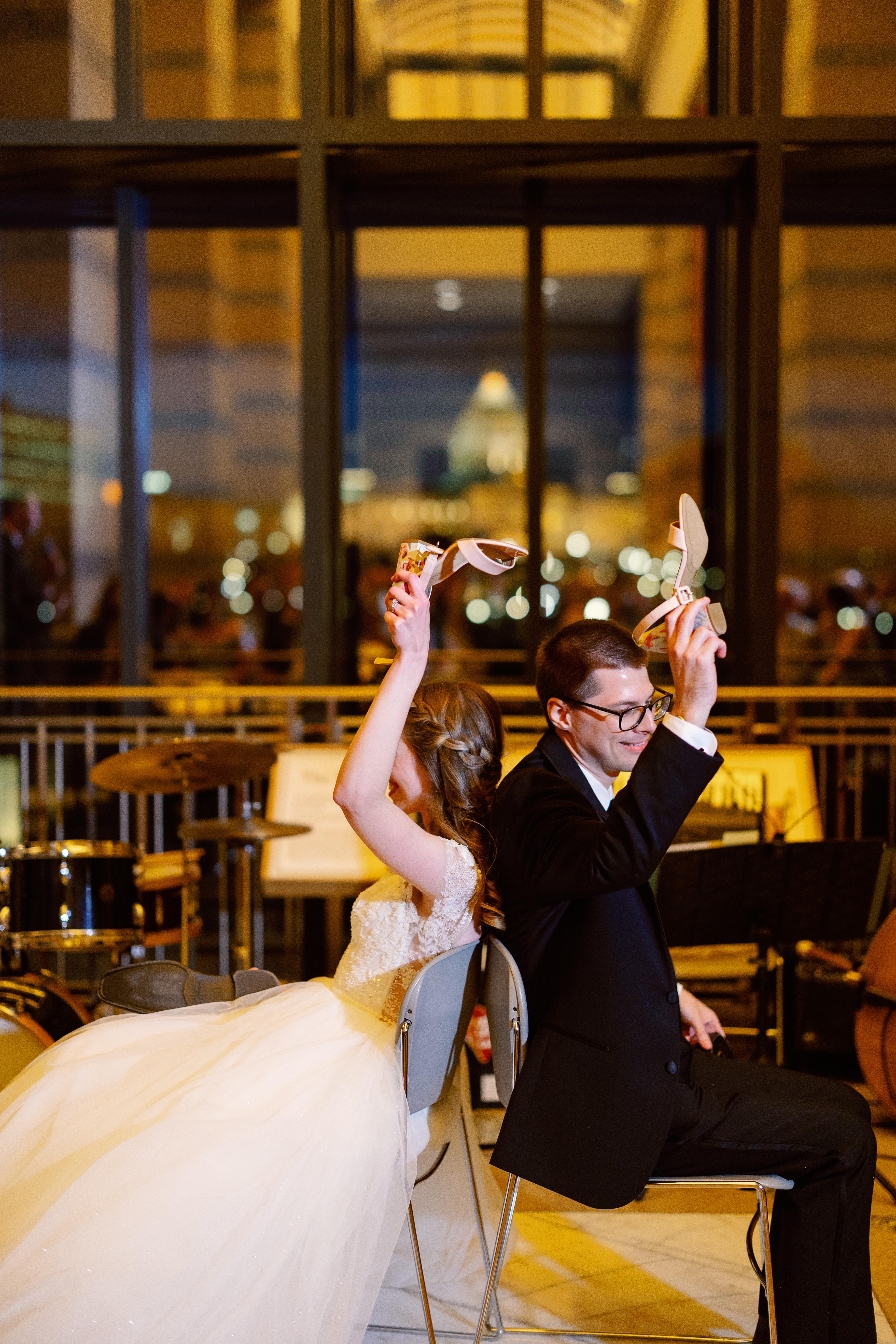 A Whimsical Spring Wedding at the Minnesota History Center 46